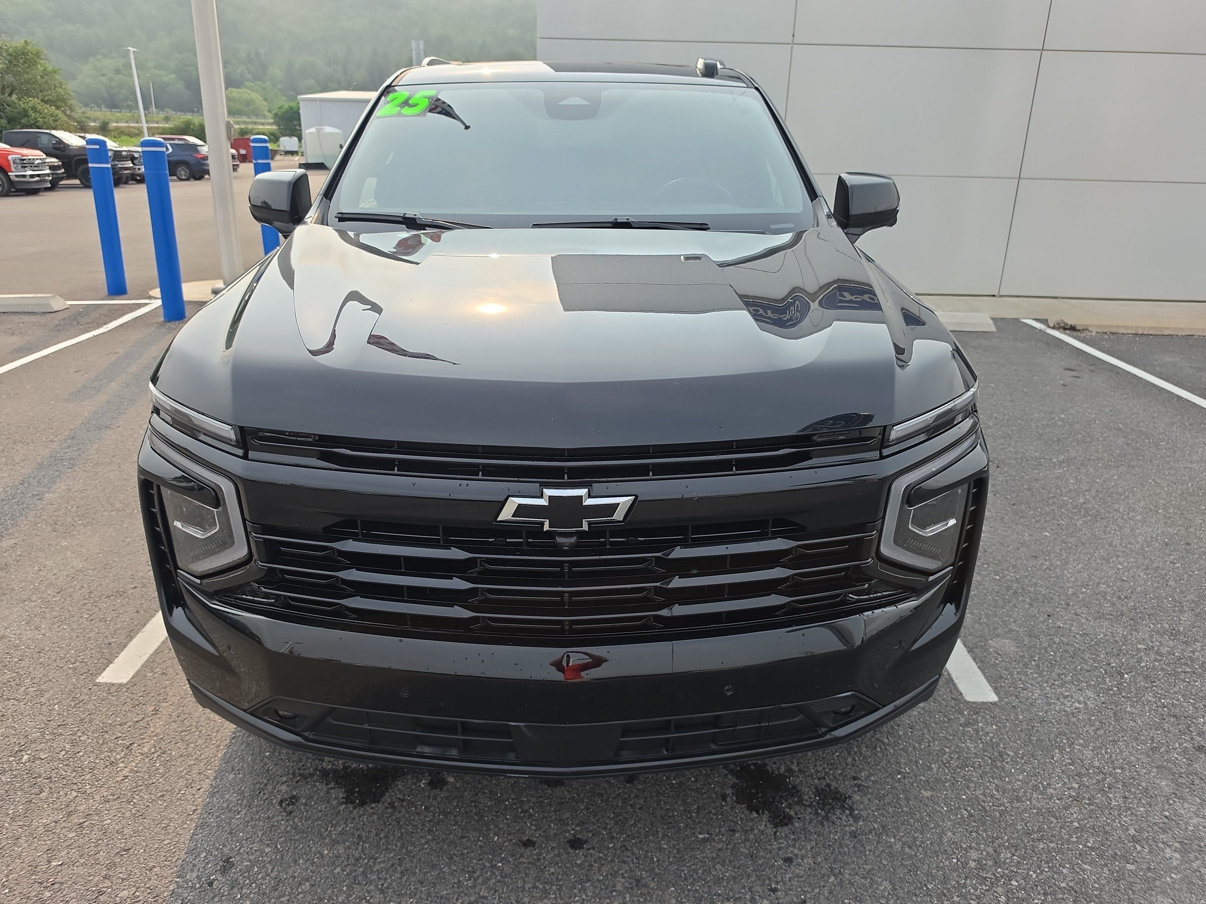 2025 Chevrolet Tahoe RST