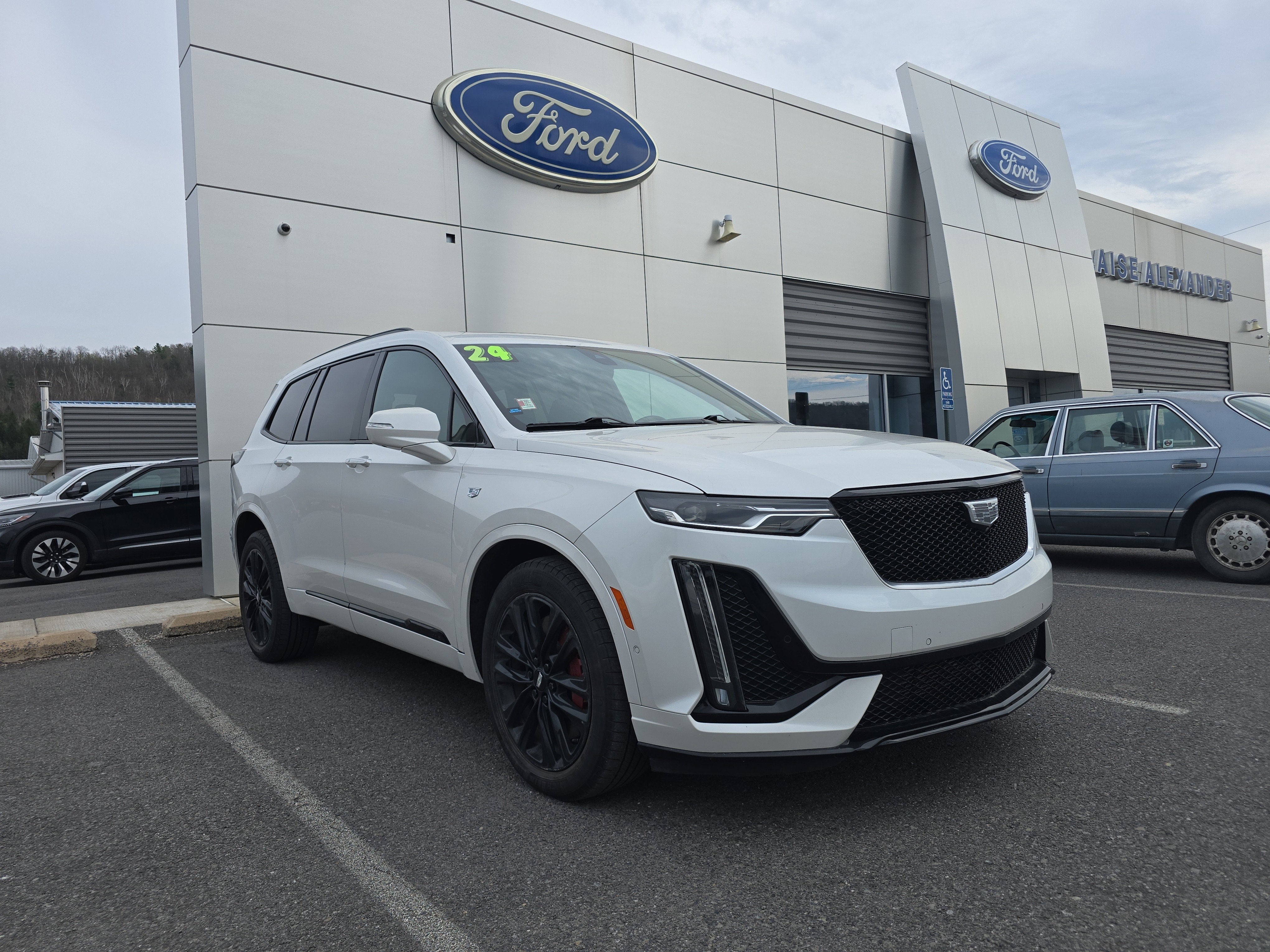 2024 Cadillac XT6 AWD Sport