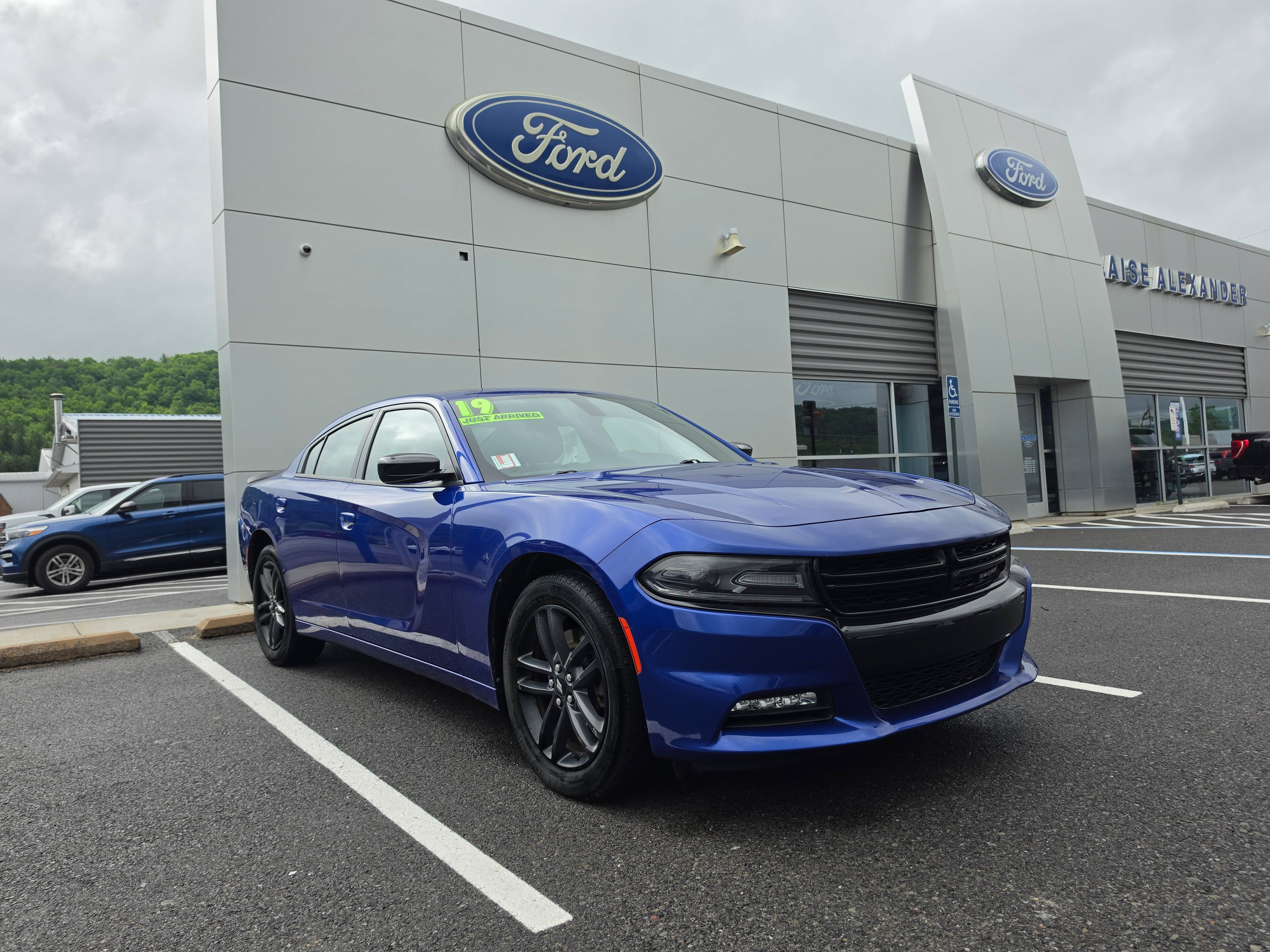 2019 Dodge Charger SXT