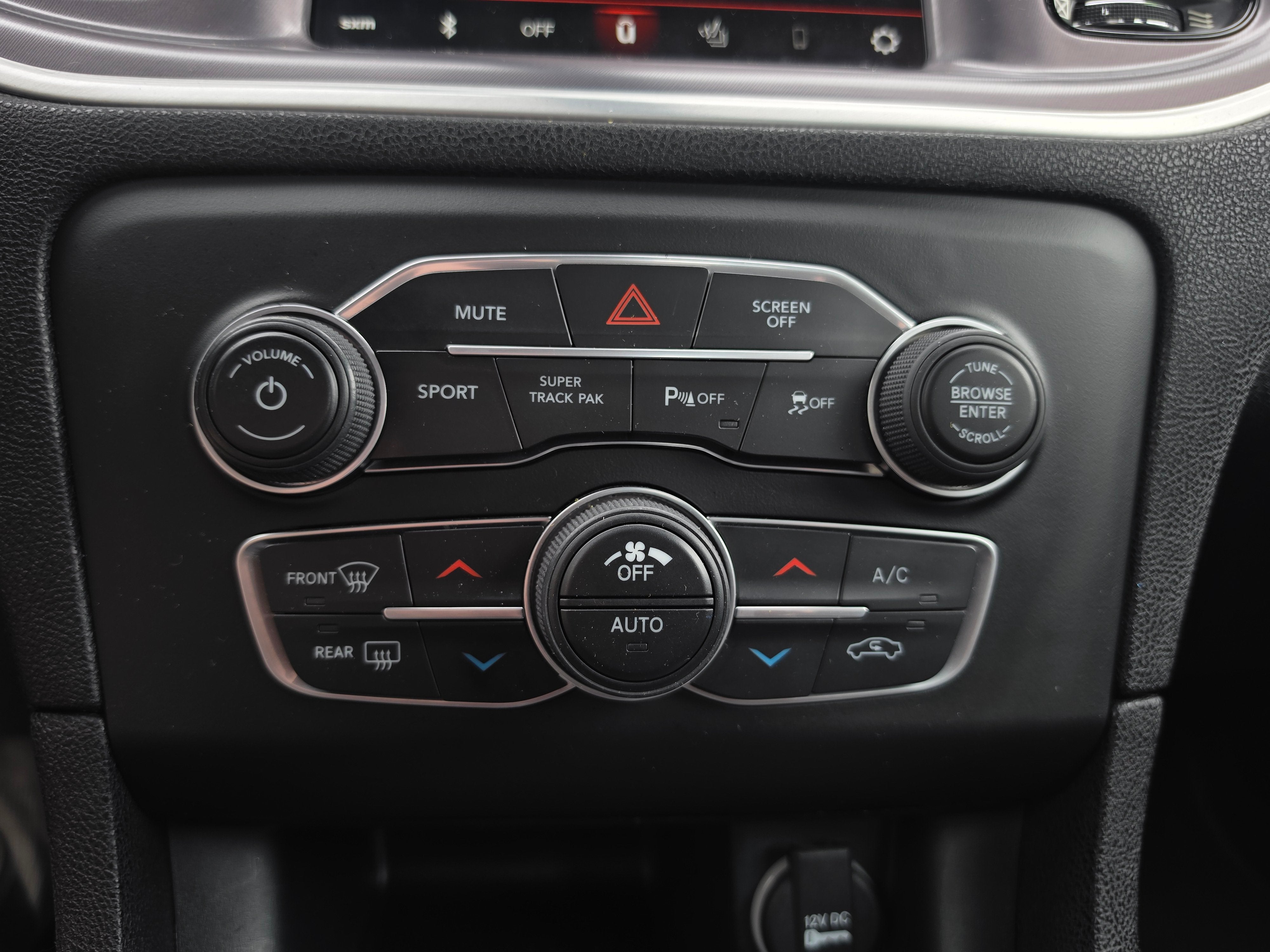 2019 Dodge Charger SXT