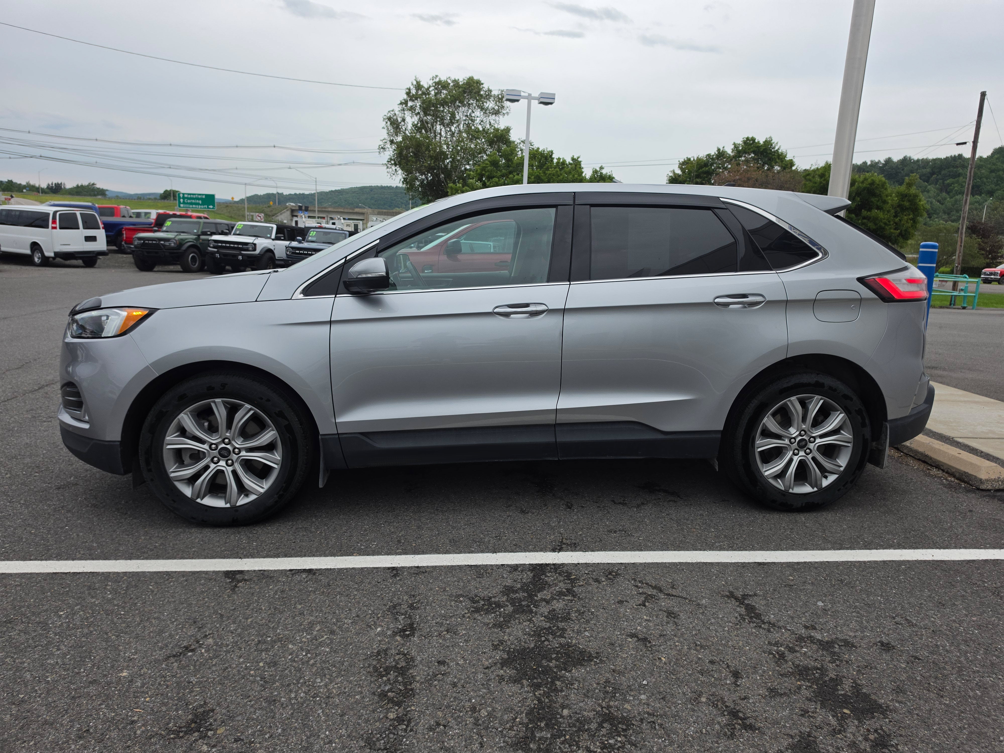 2024 Ford Edge Titanium