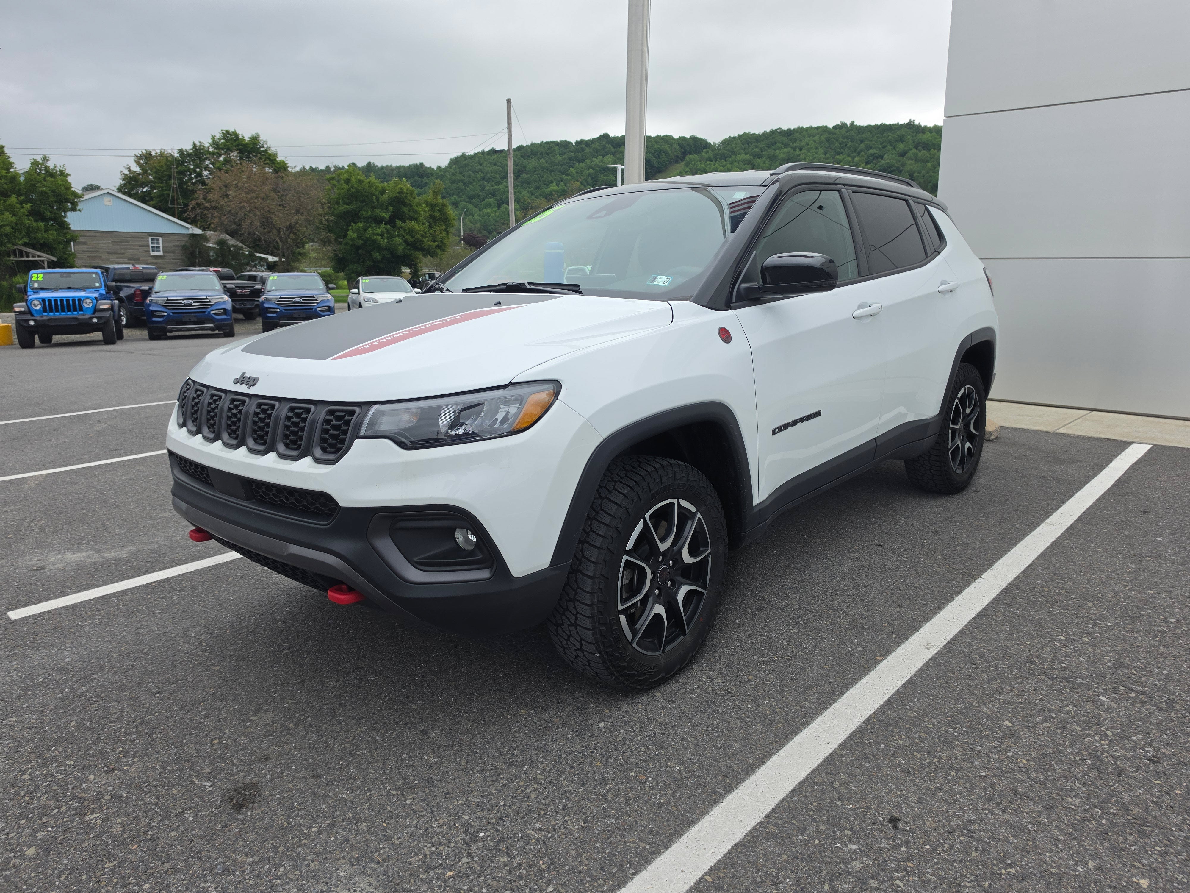 2025 Jeep Compass Trailhawk
