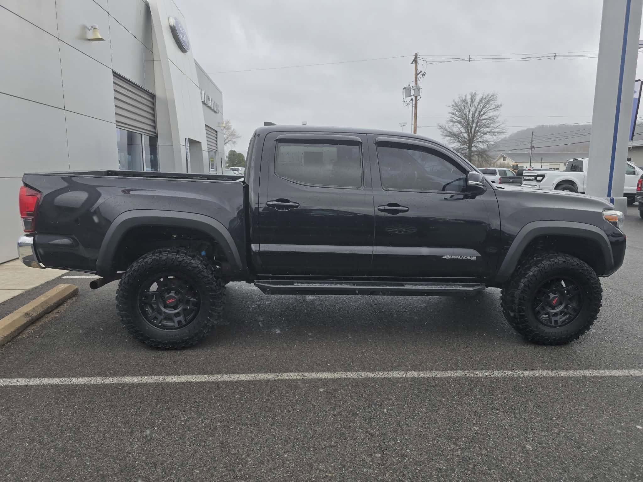 2018 Toyota Tacoma TRD Off Road