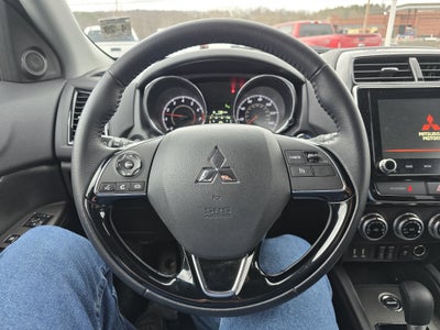 2025 Mitsubishi Outlander Sport SE