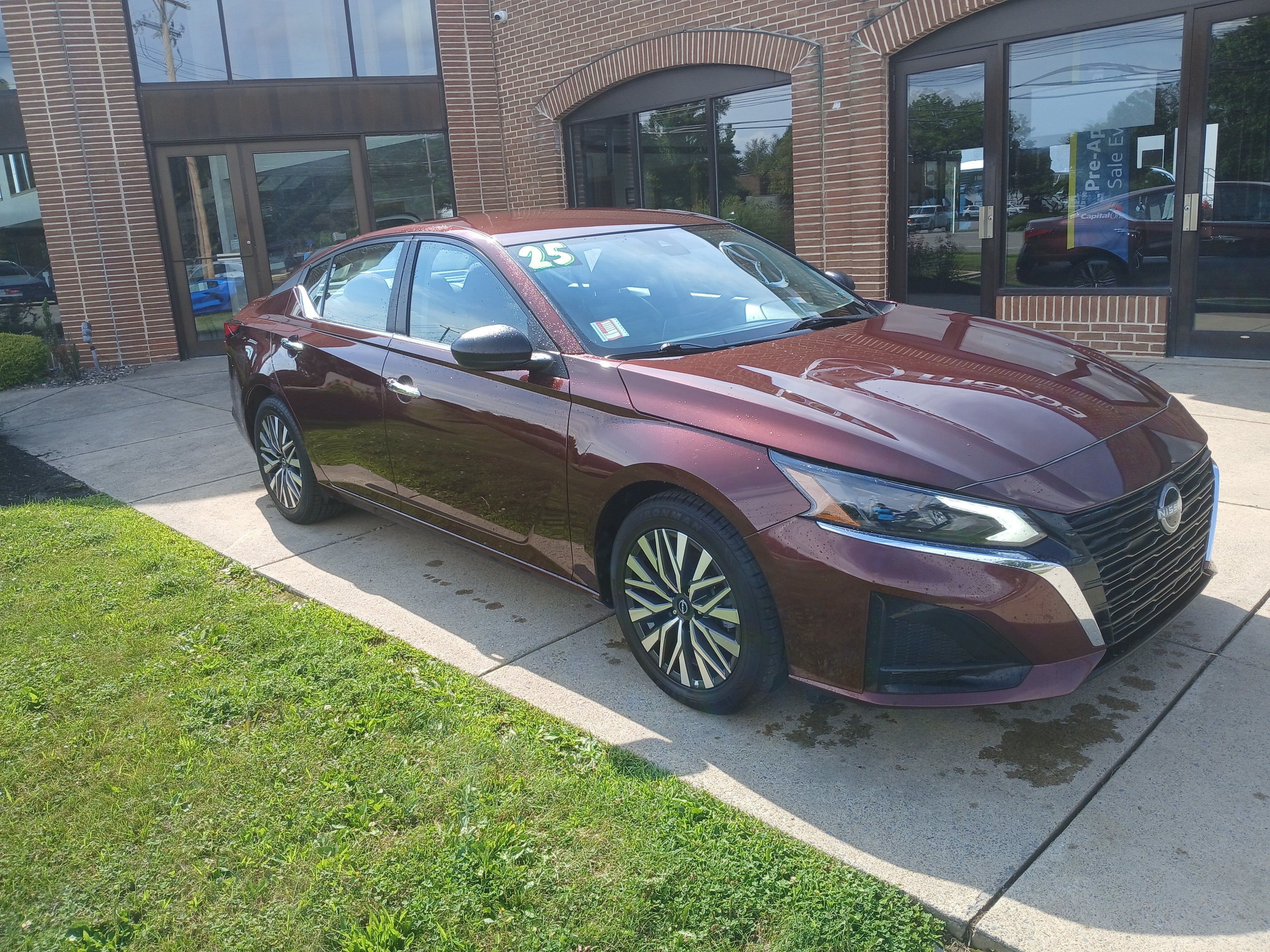 2025 Nissan Altima SV