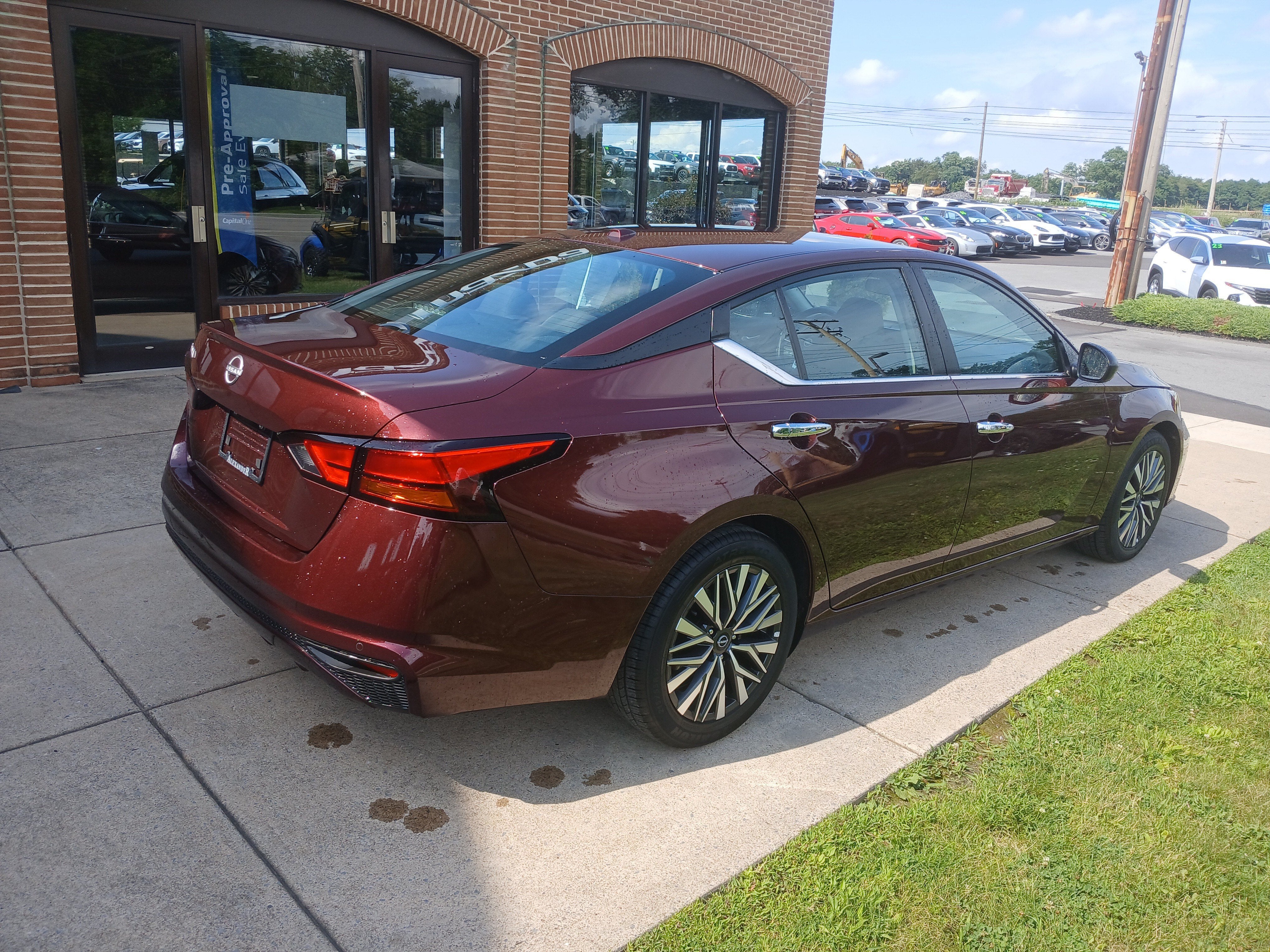 2025 Nissan Altima SV