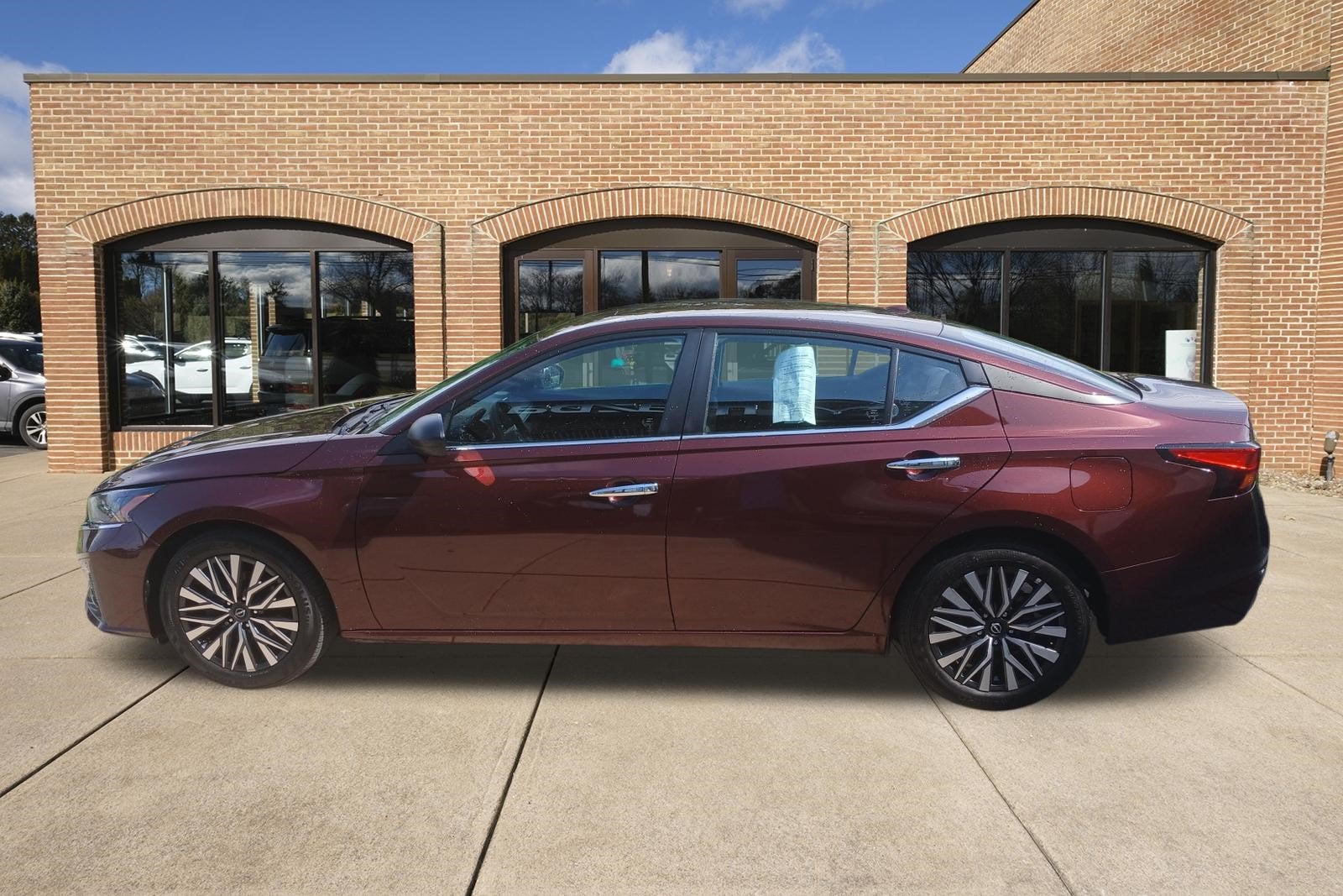2025 Nissan Altima SV