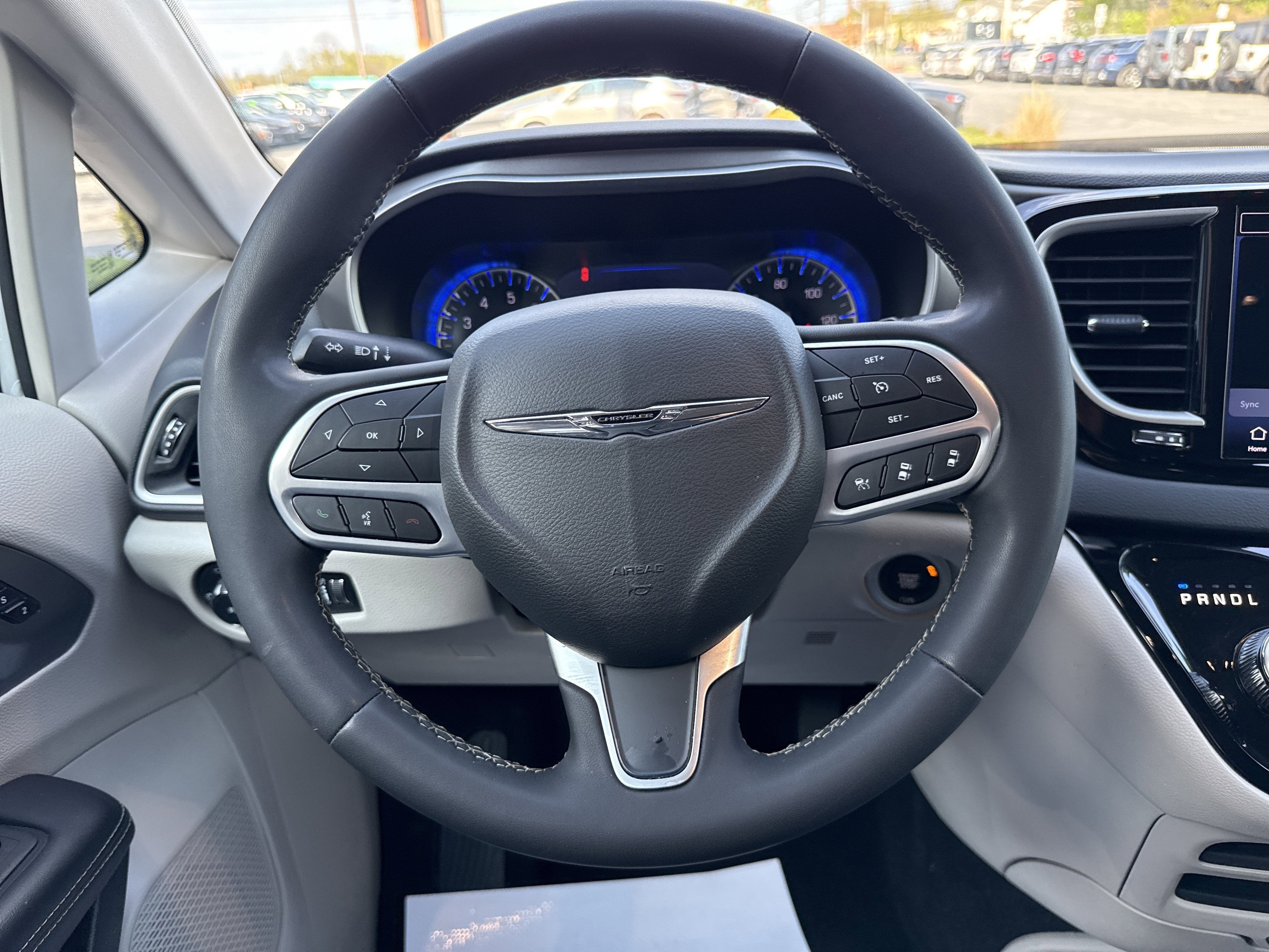 2023 Chrysler Pacifica Touring L