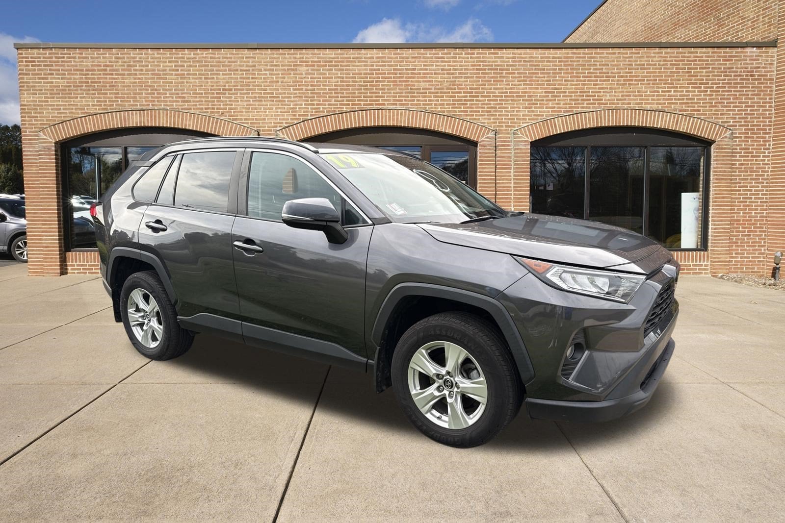 2019 Toyota RAV4 XLE