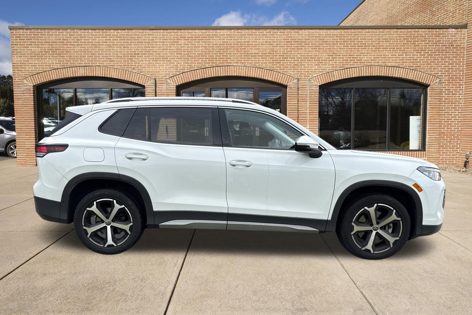 2026 Volkswagen Tiguan SE