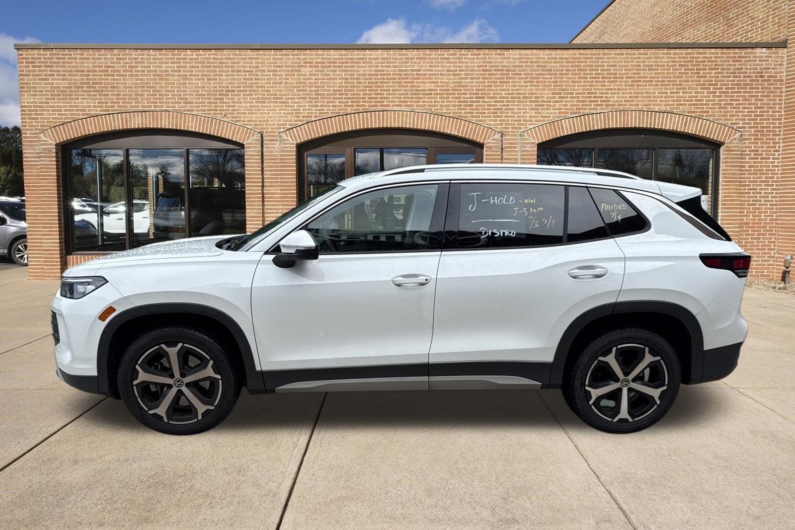 2026 Volkswagen Tiguan SE