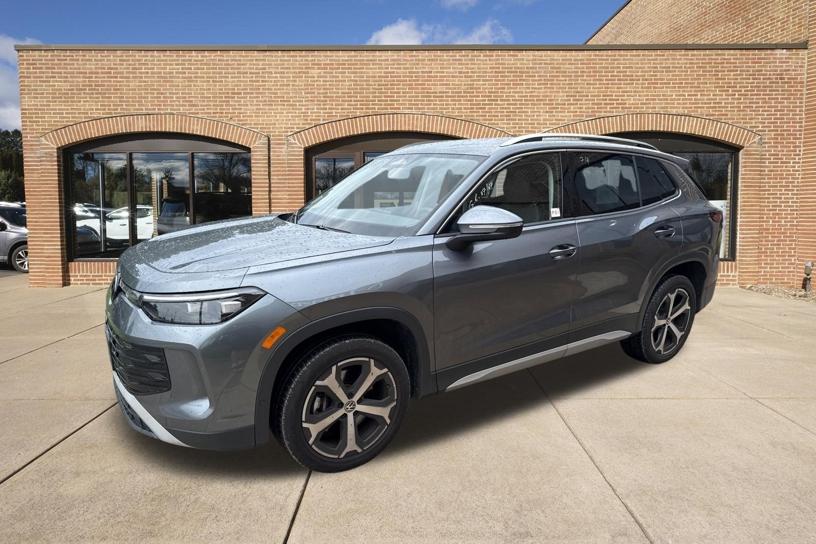 2026 Volkswagen Tiguan SE