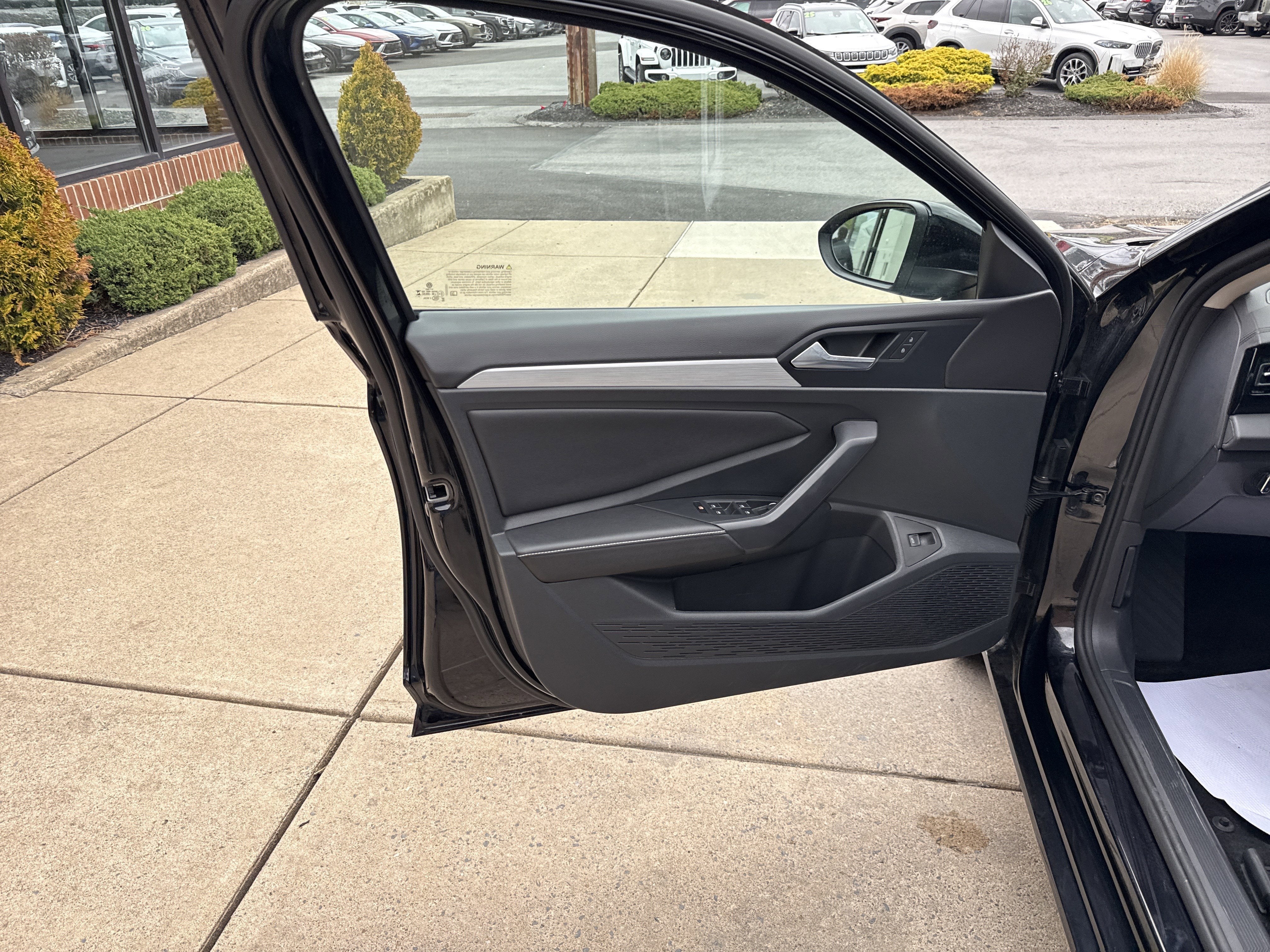 2025 Volkswagen Jetta S