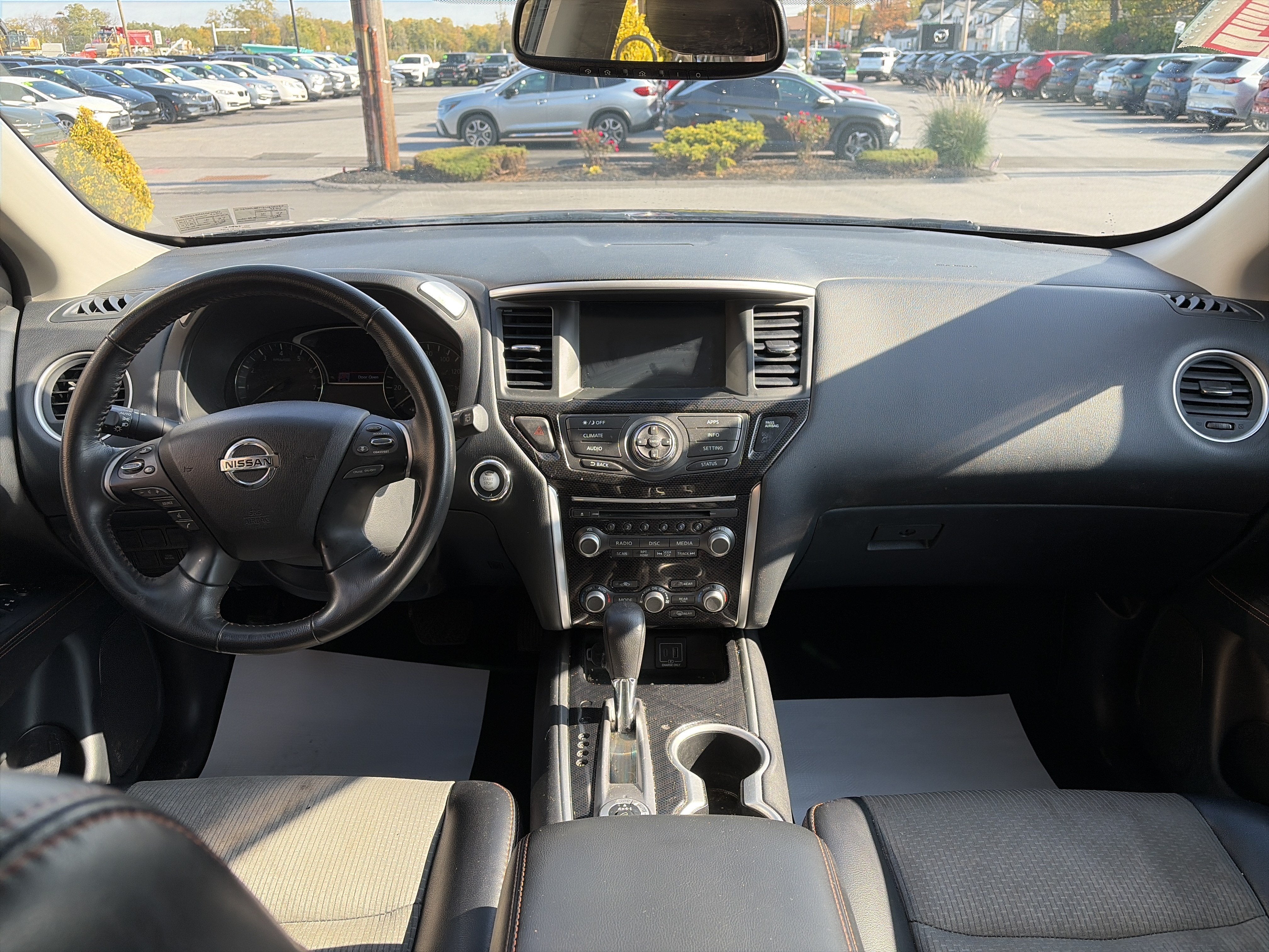 2020 Nissan Pathfinder SV