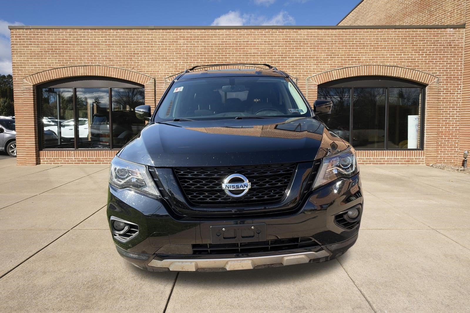 2020 Nissan Pathfinder SV