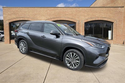 2023 Toyota Highlander Hybrid Platinum