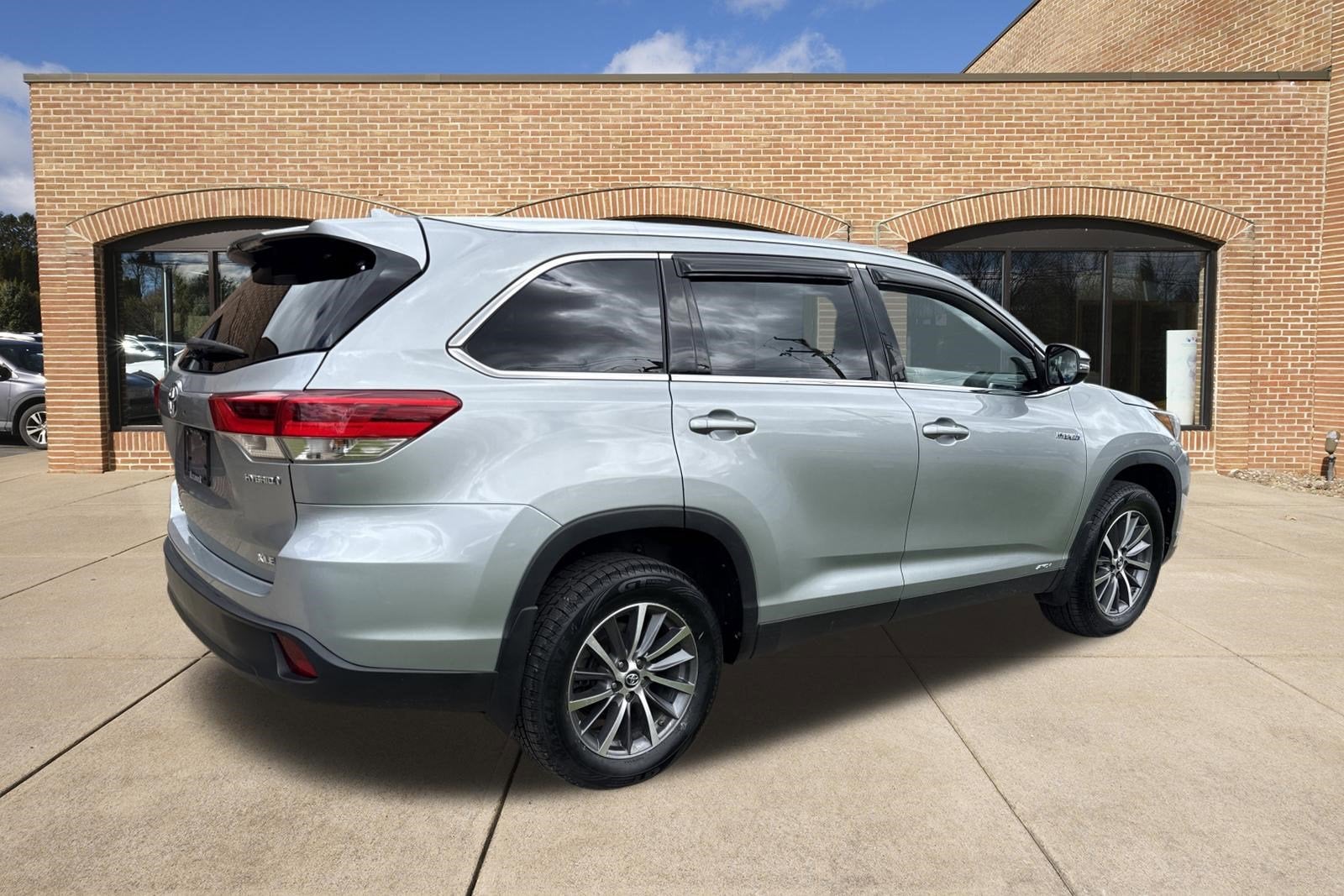 2019 Toyota Highlander Hybrid XLE