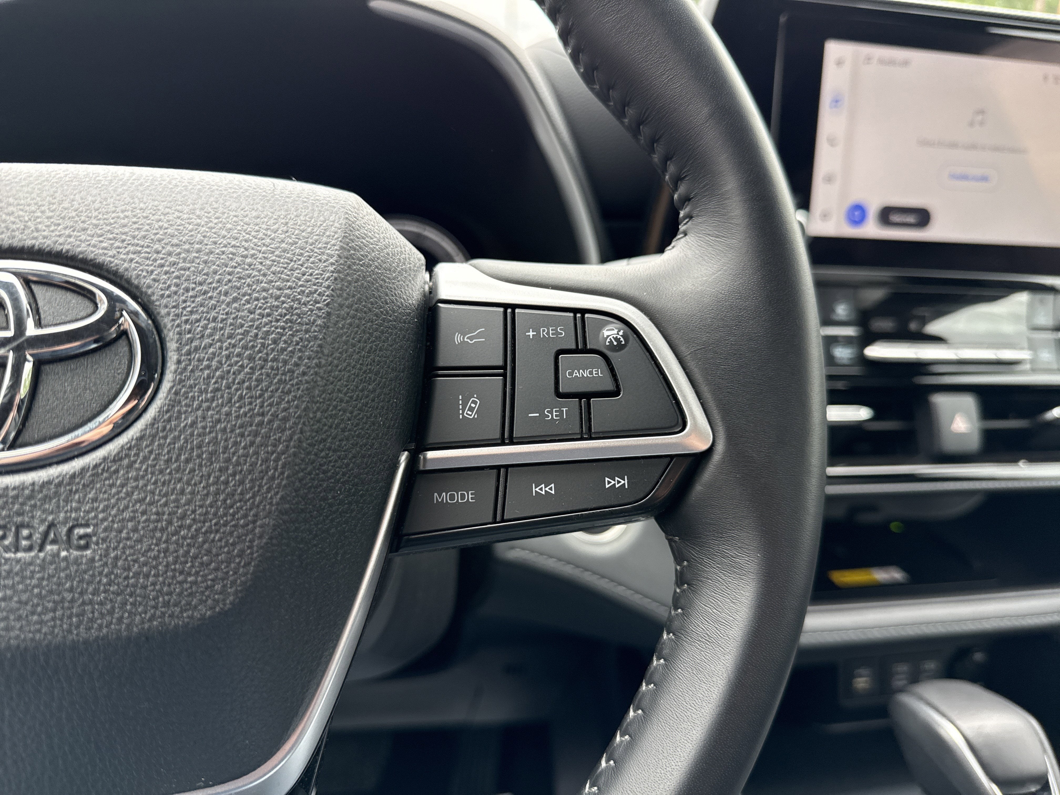 2025 Toyota Highlander XSE
