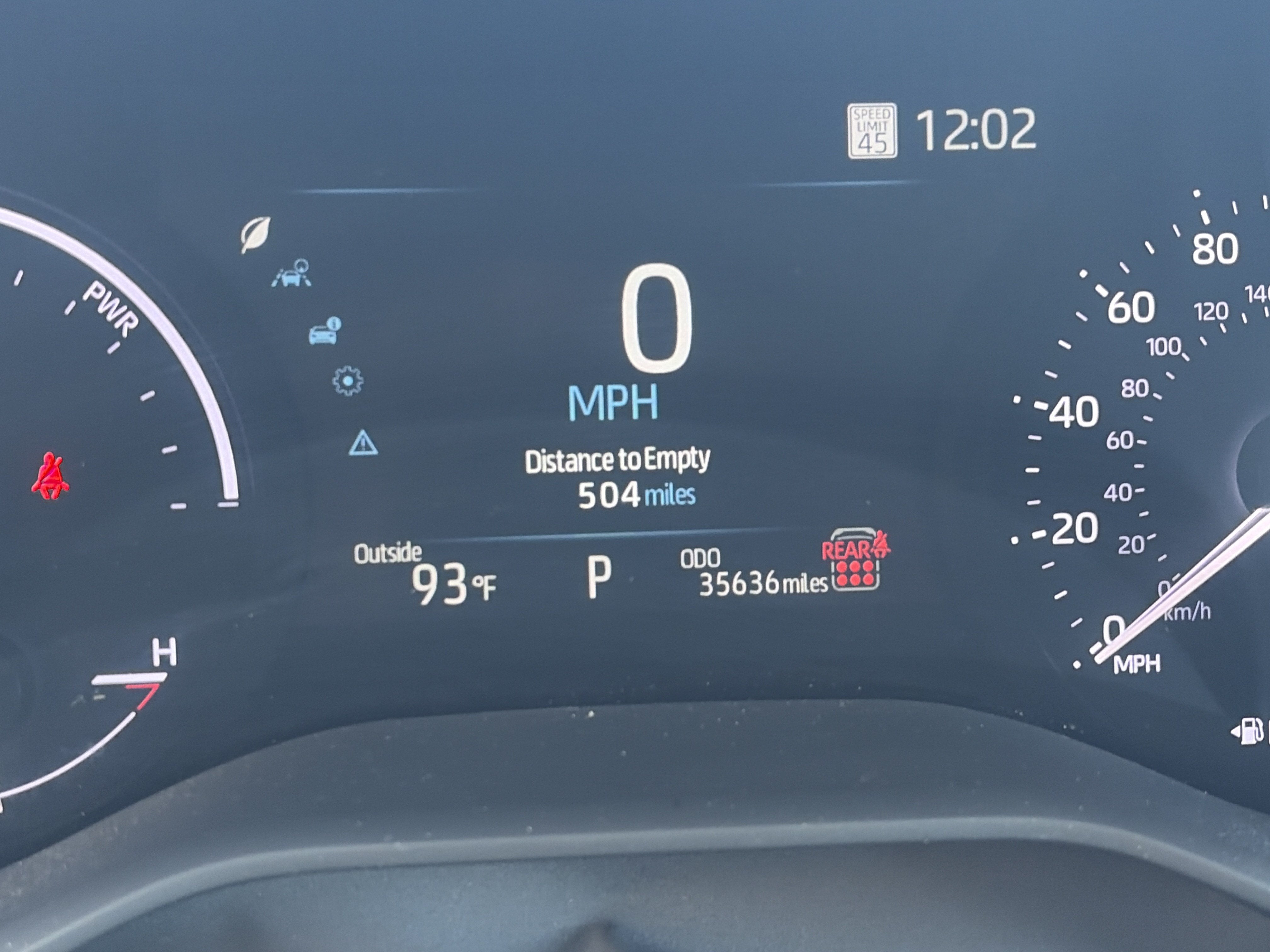 2025 Toyota Sienna LE