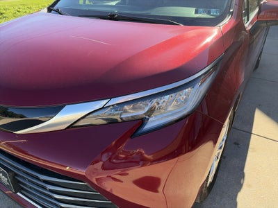 2023 Toyota Sienna Limited