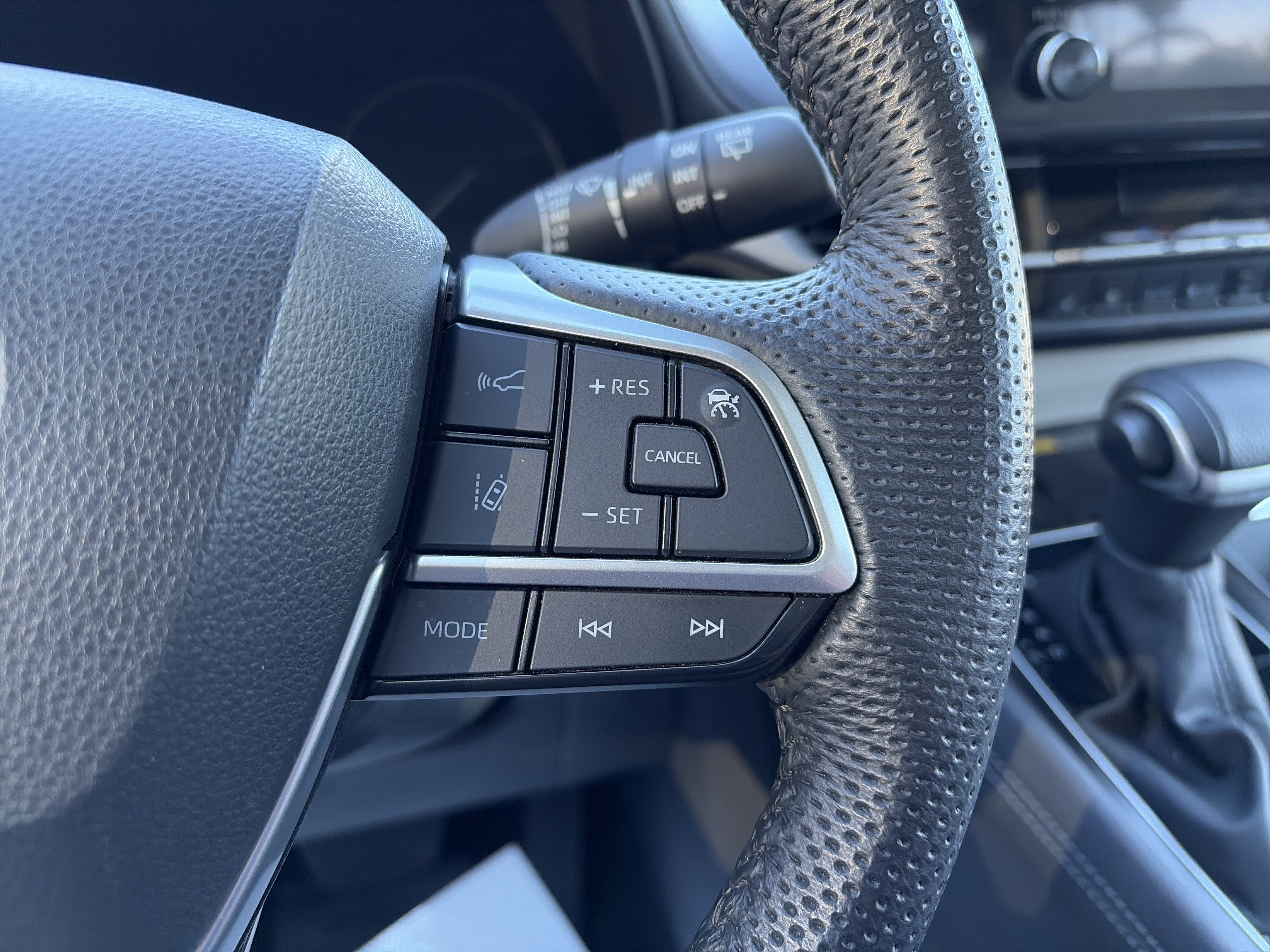 2023 Toyota Sienna Limited