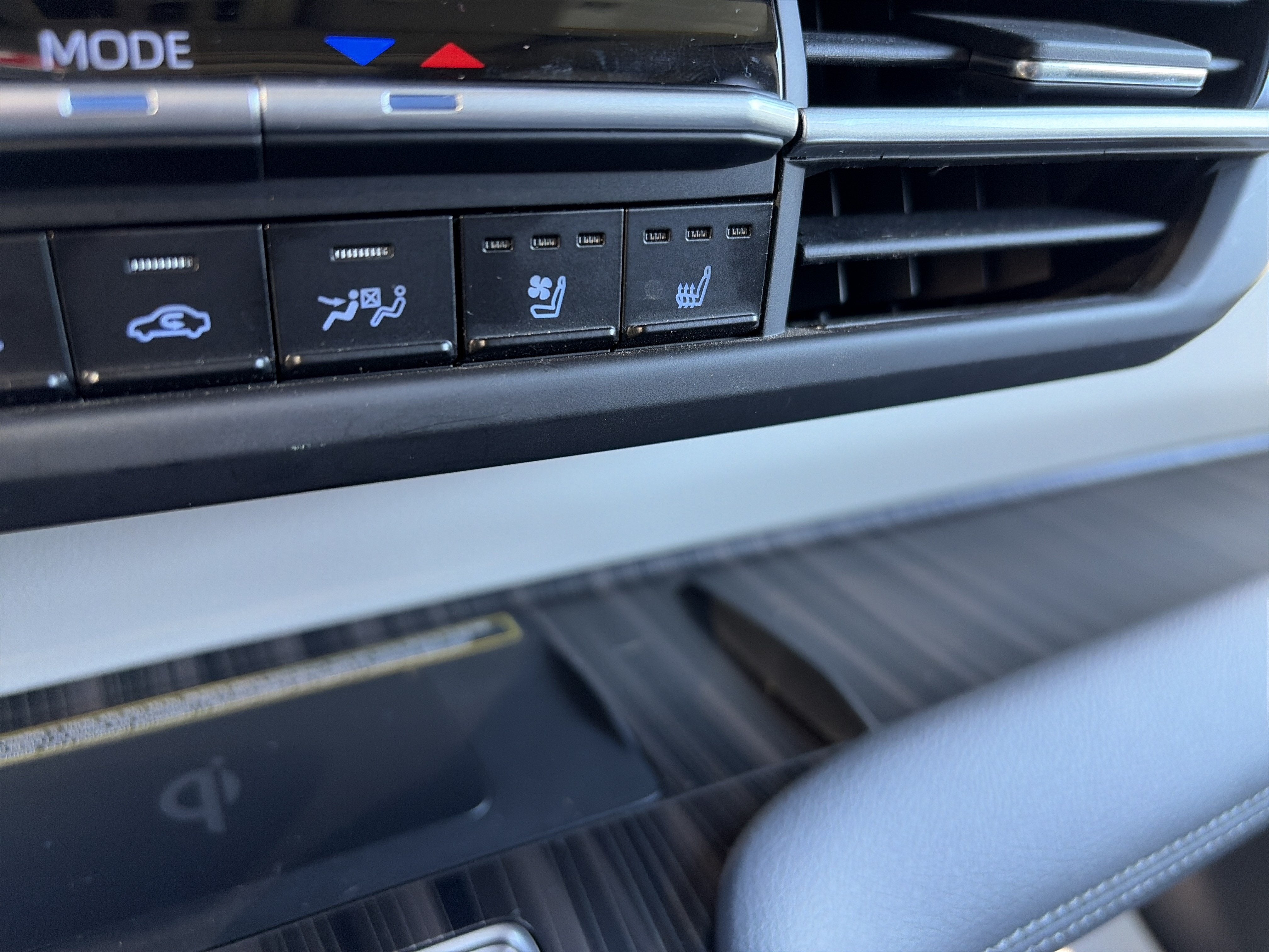 2023 Toyota Sienna Limited