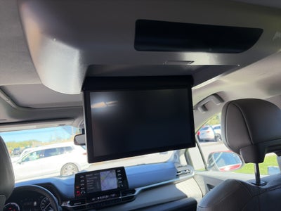 2023 Toyota Sienna Limited