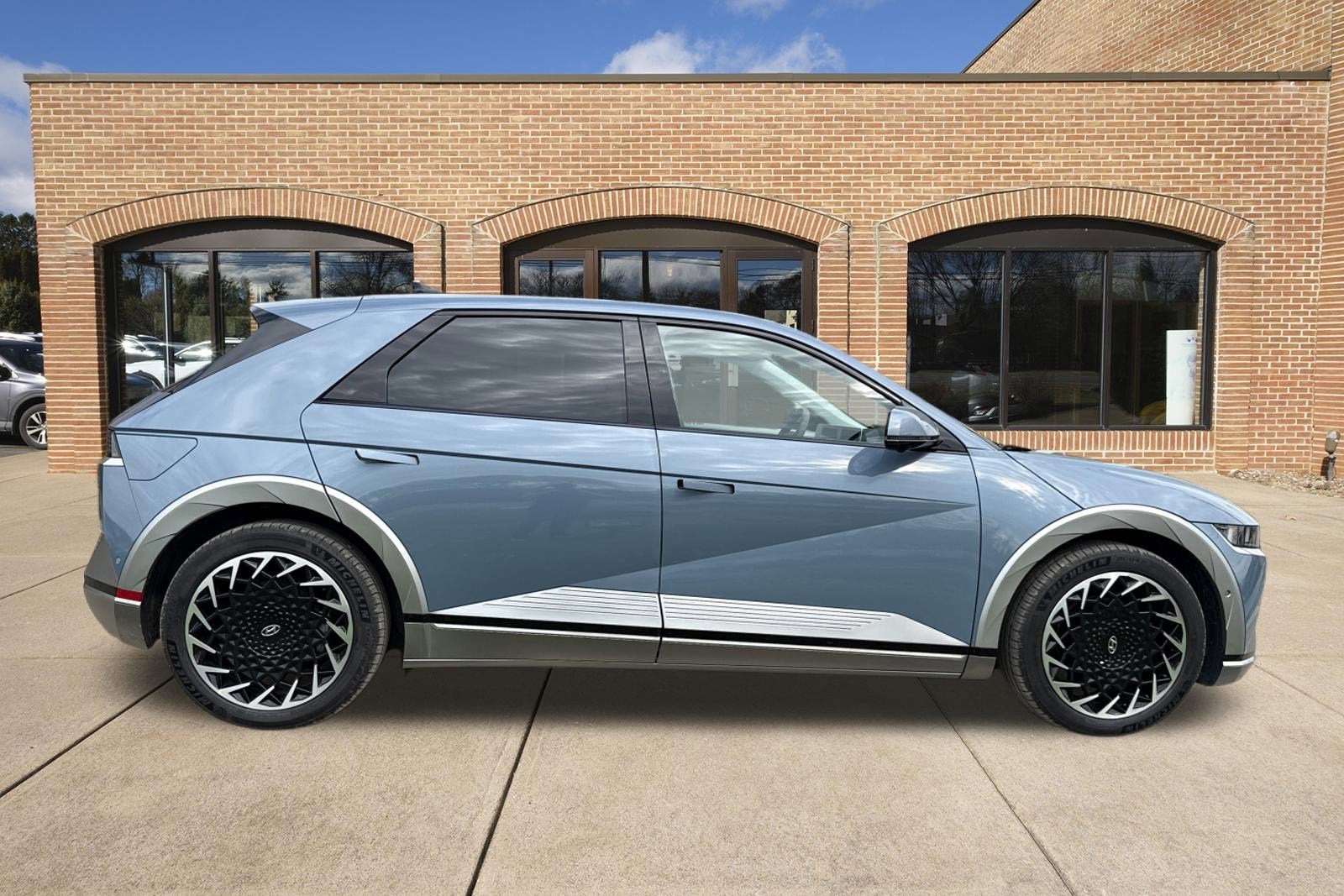 2024 Hyundai IONIQ 5 Limited