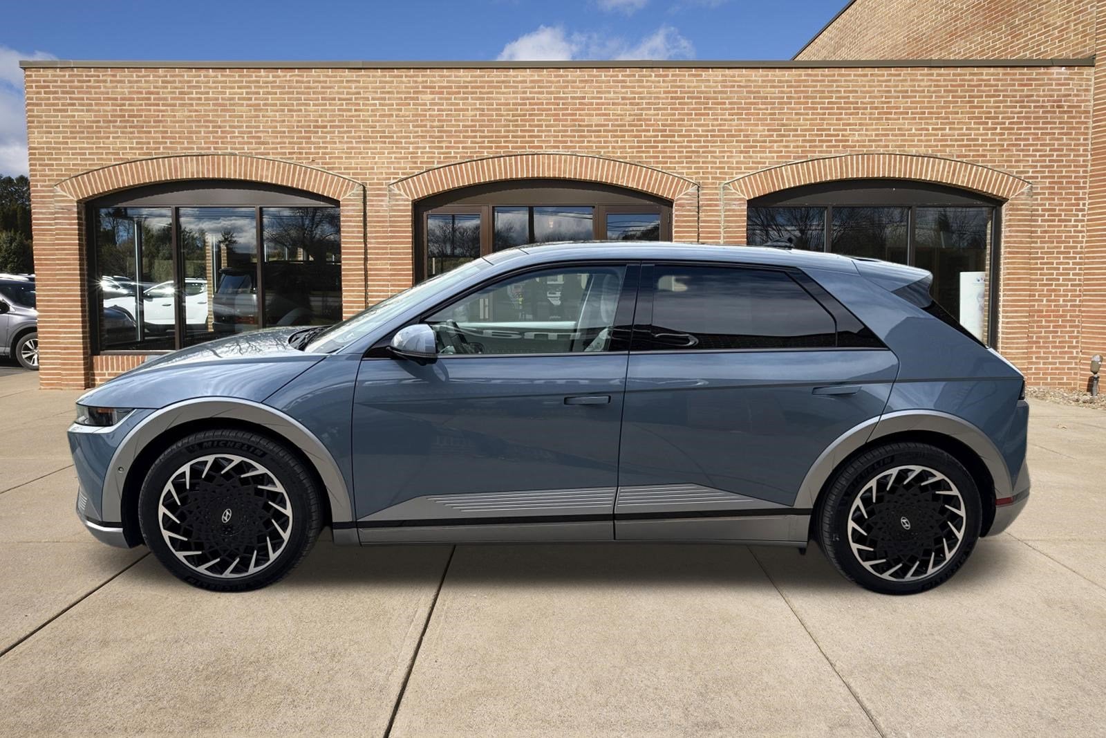 2024 Hyundai IONIQ 5 Limited