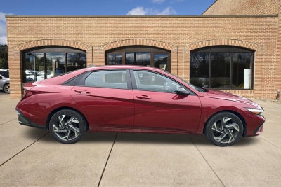 2025 Hyundai Elantra SEL Sport