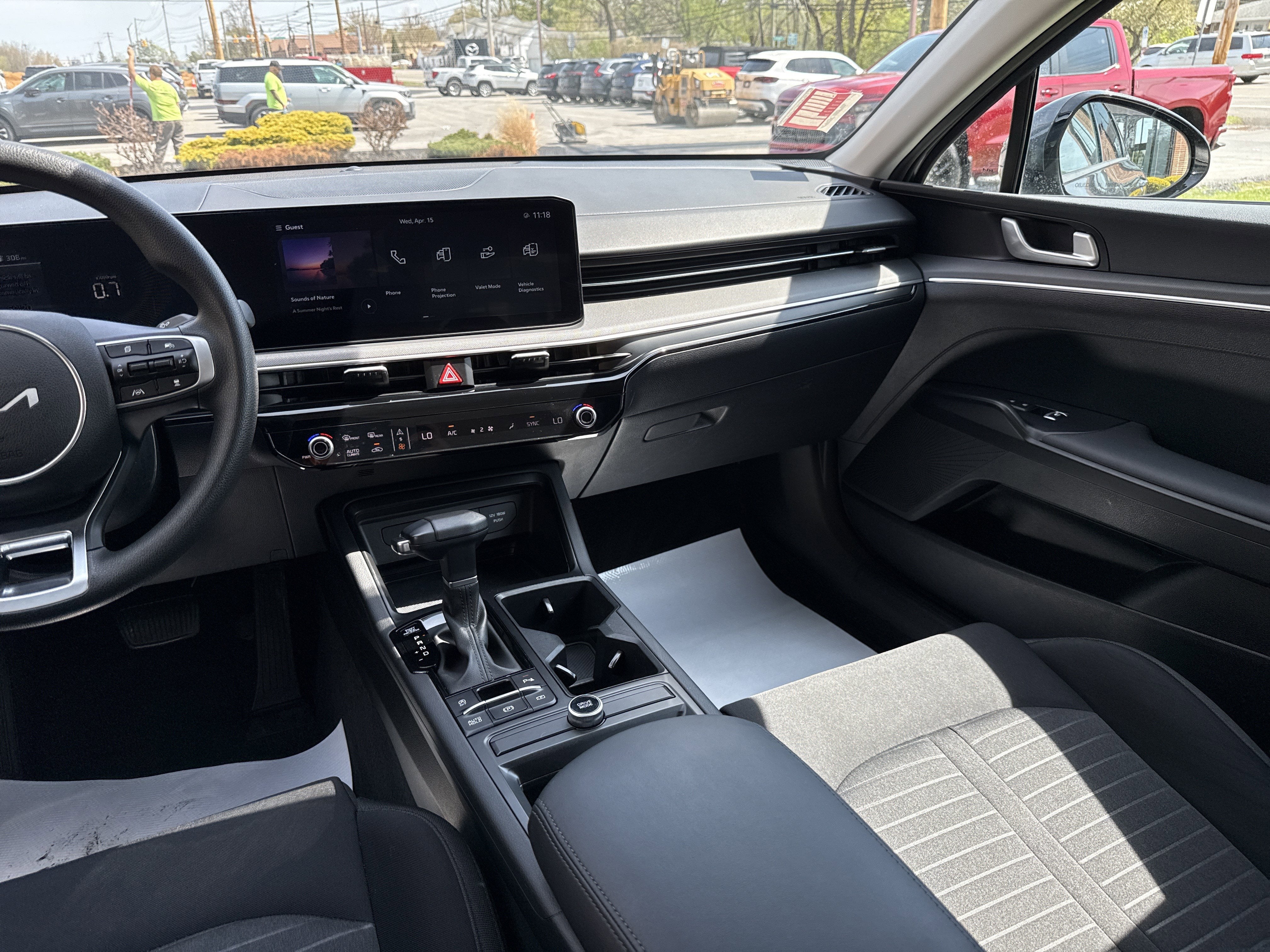 2025 Kia K5 LXS