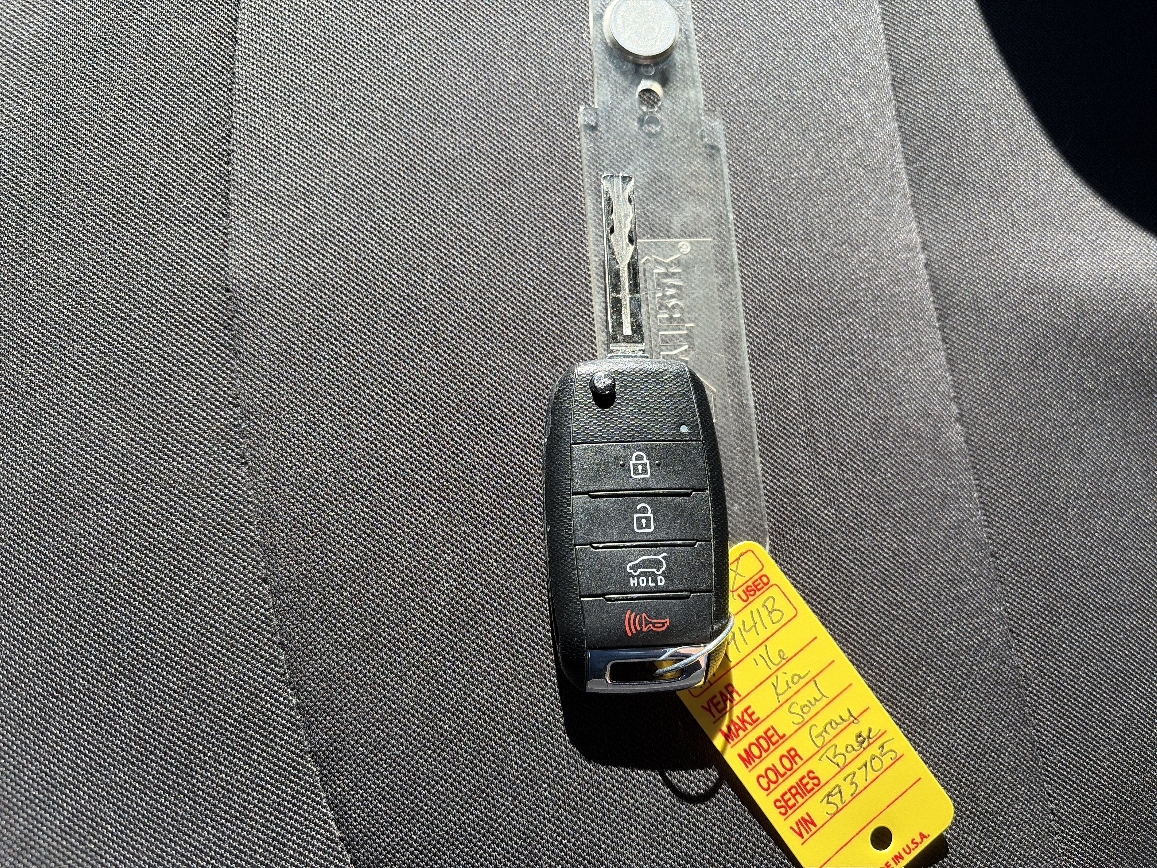 2016 Kia Soul Base