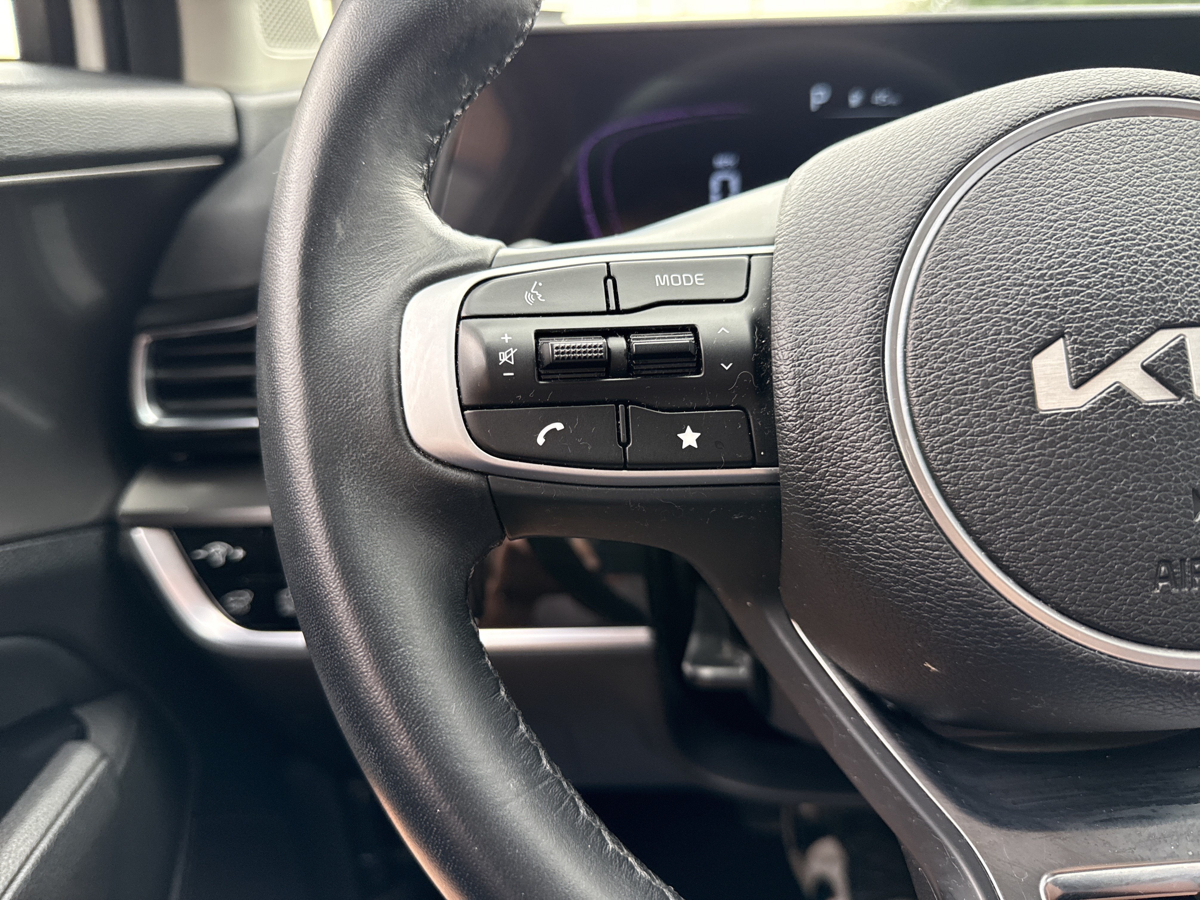 2025 Kia Sportage Hybrid EX