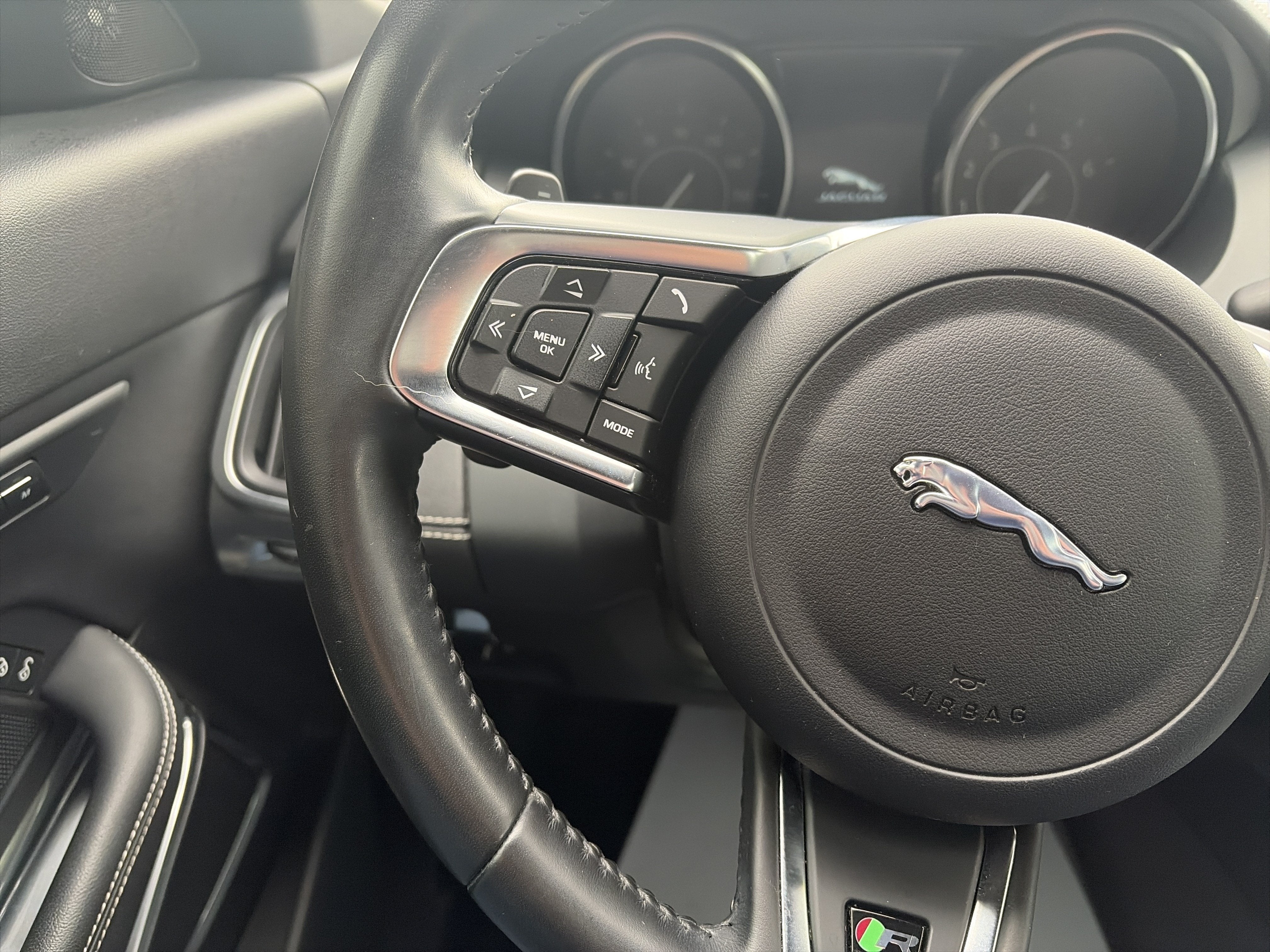 2019 Jaguar E-PACE R-Dynamic SE
