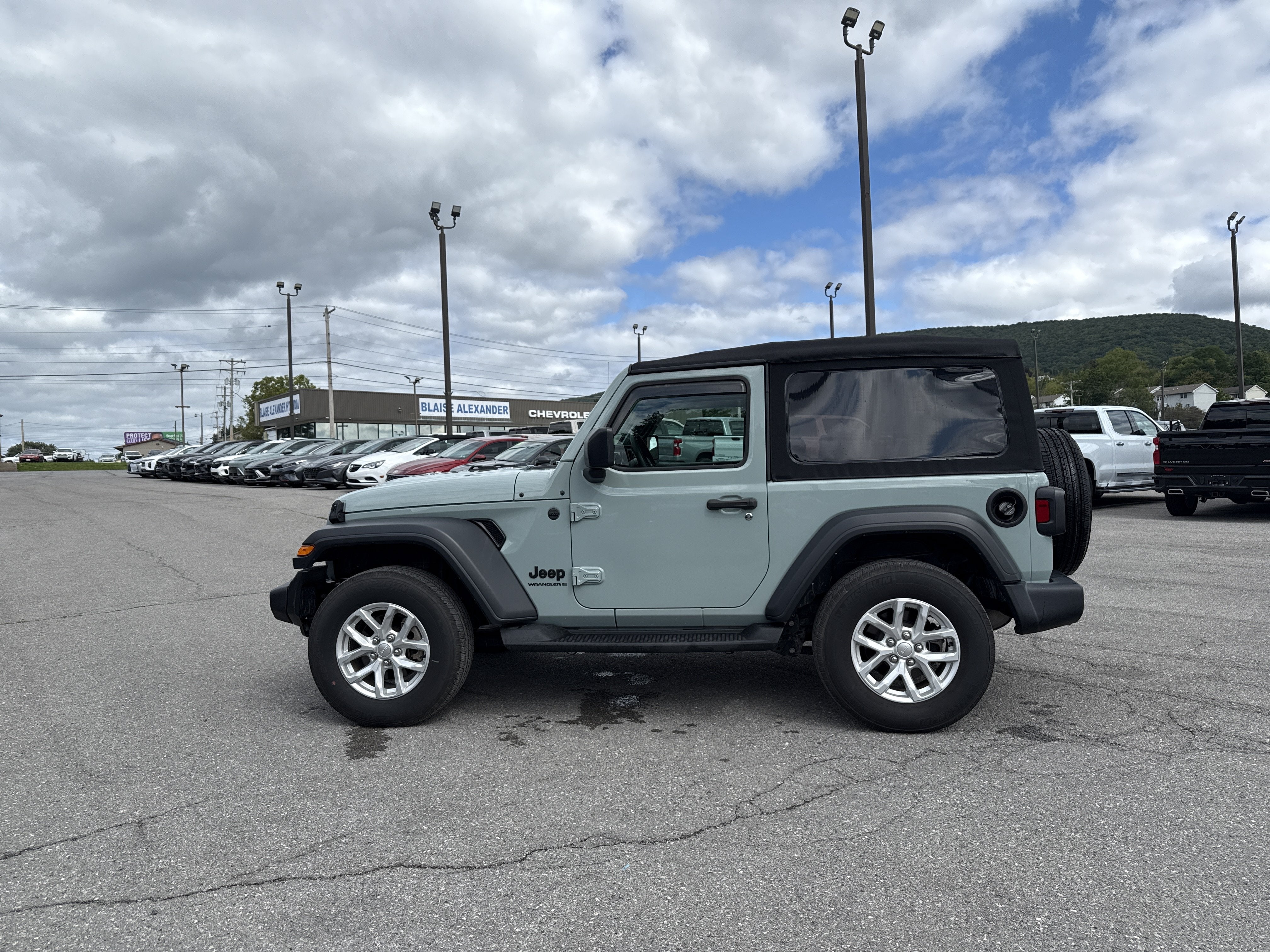 2023 Jeep Wrangler Sport S