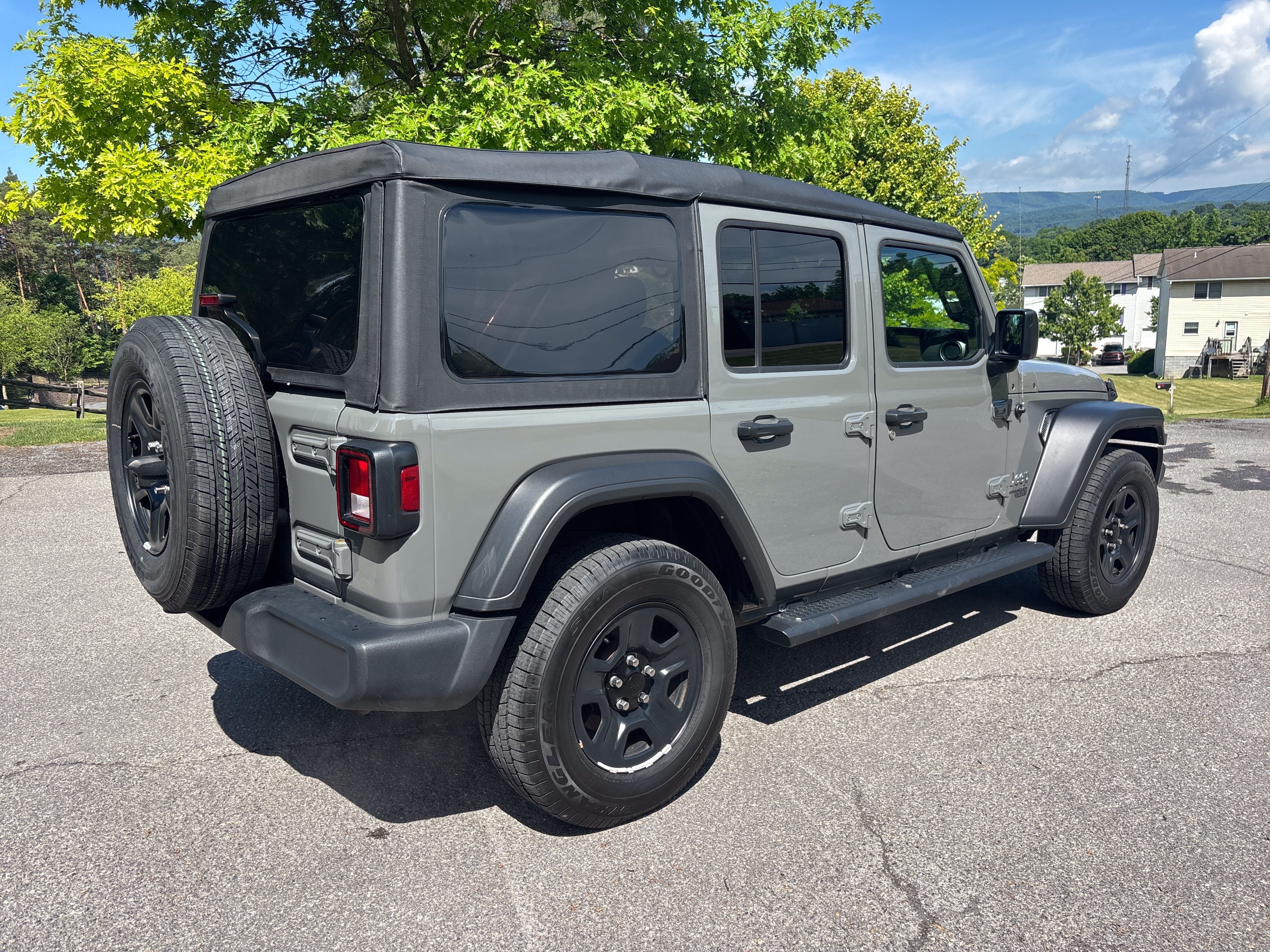 2021 Jeep Wrangler Unlimited Sport
