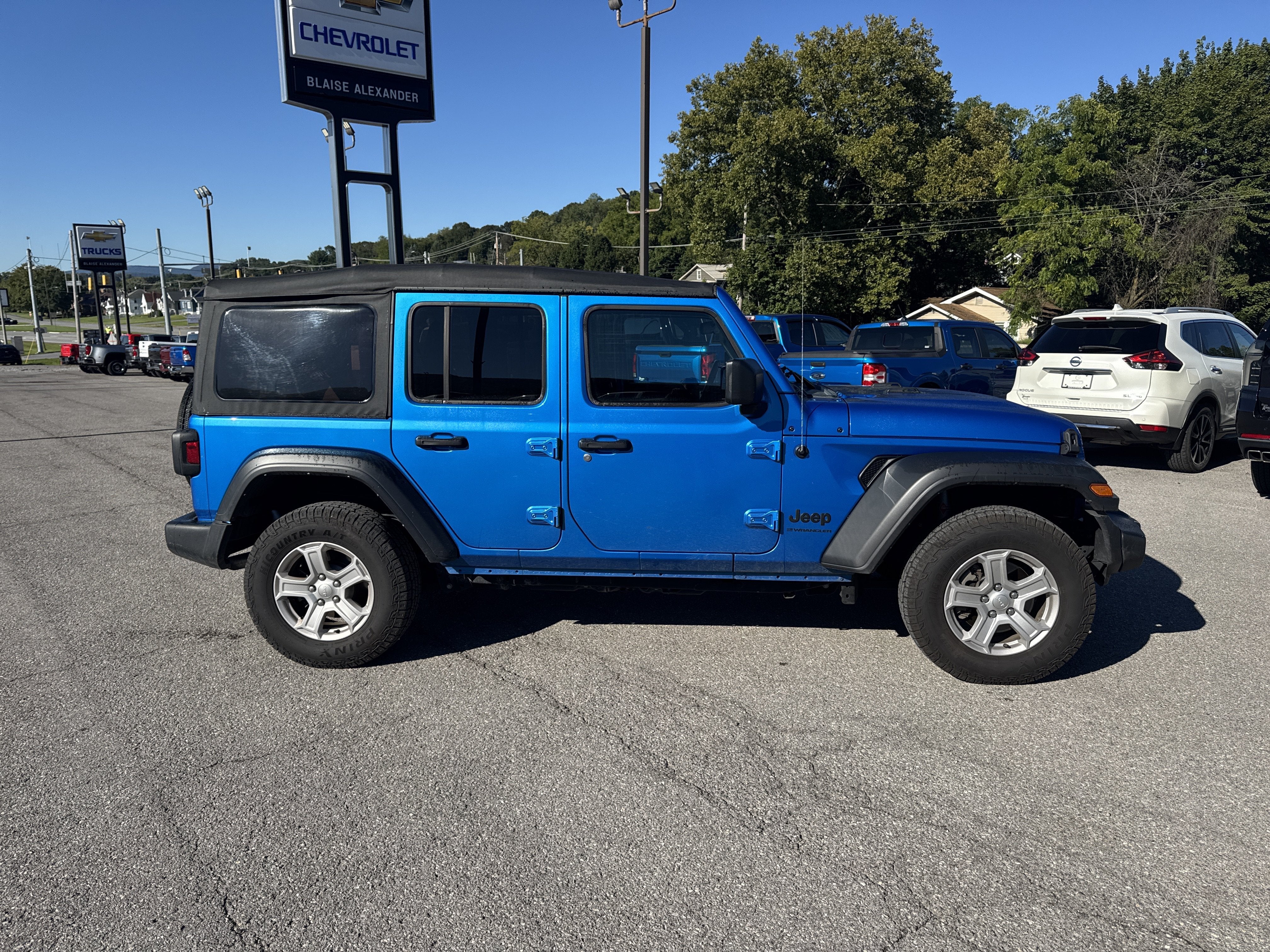 2023 Jeep Wrangler Sport S