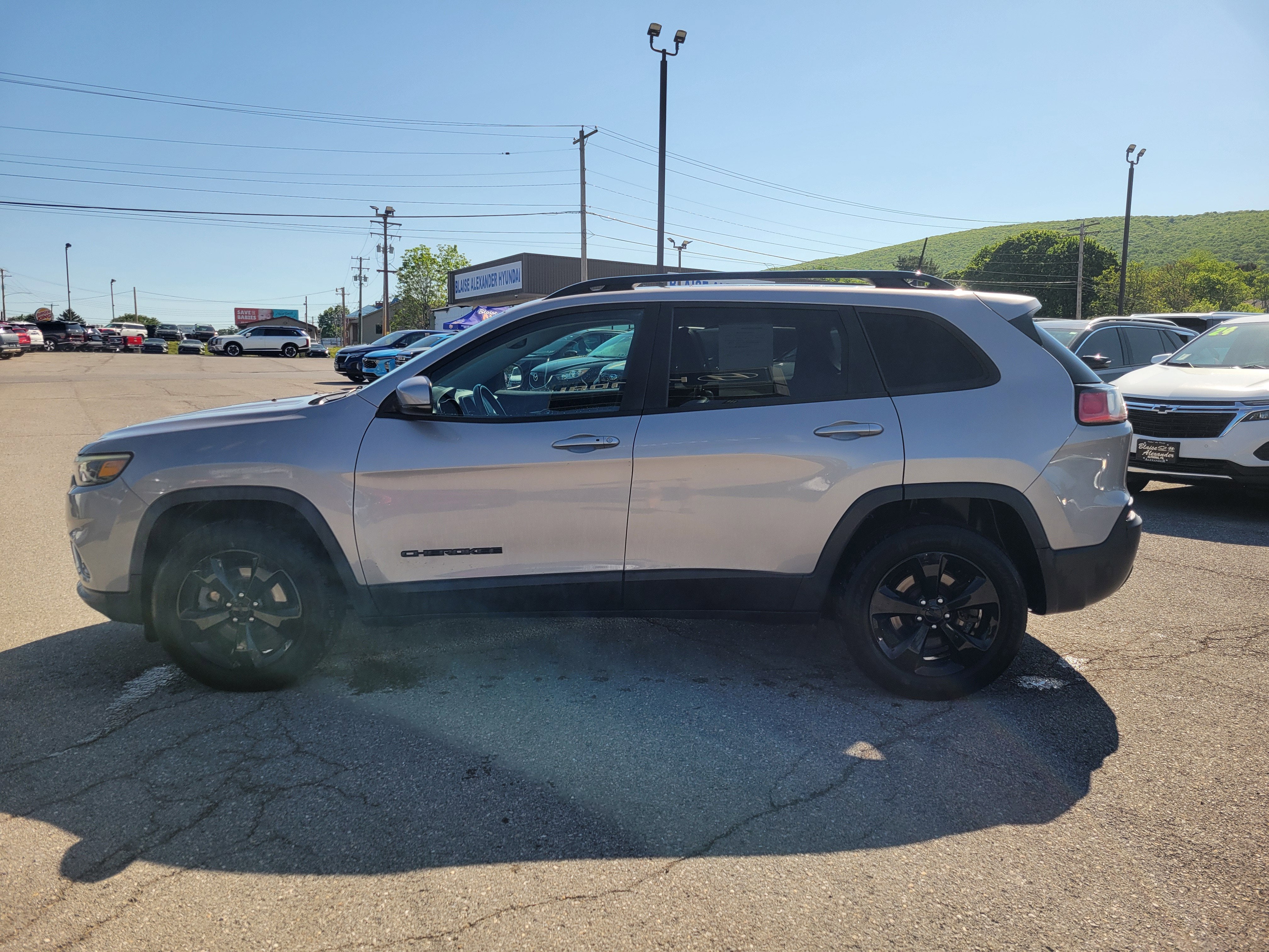 2020 Jeep Cherokee Altitude