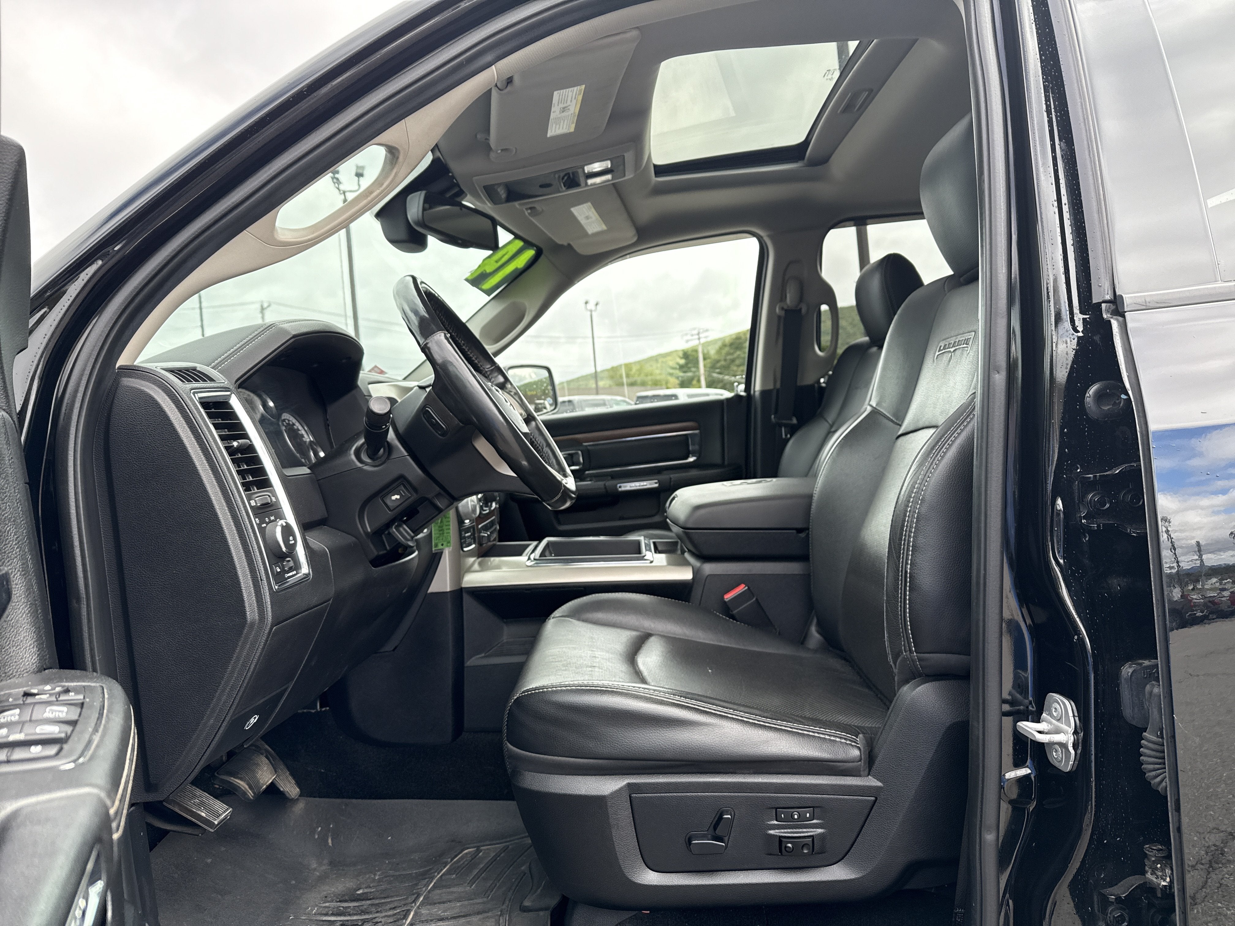 2014 RAM 1500 Laramie
