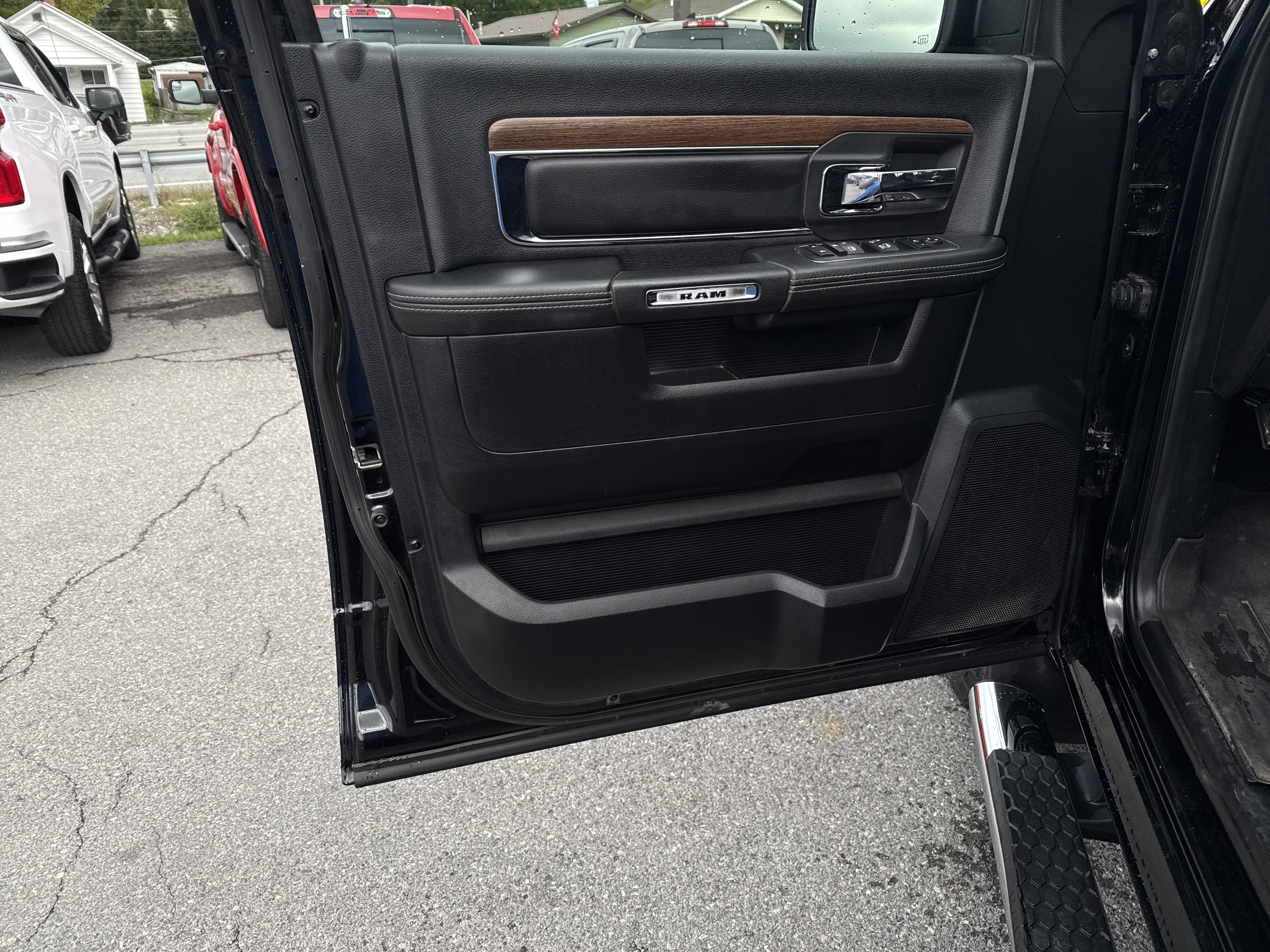 2014 RAM 1500 Laramie