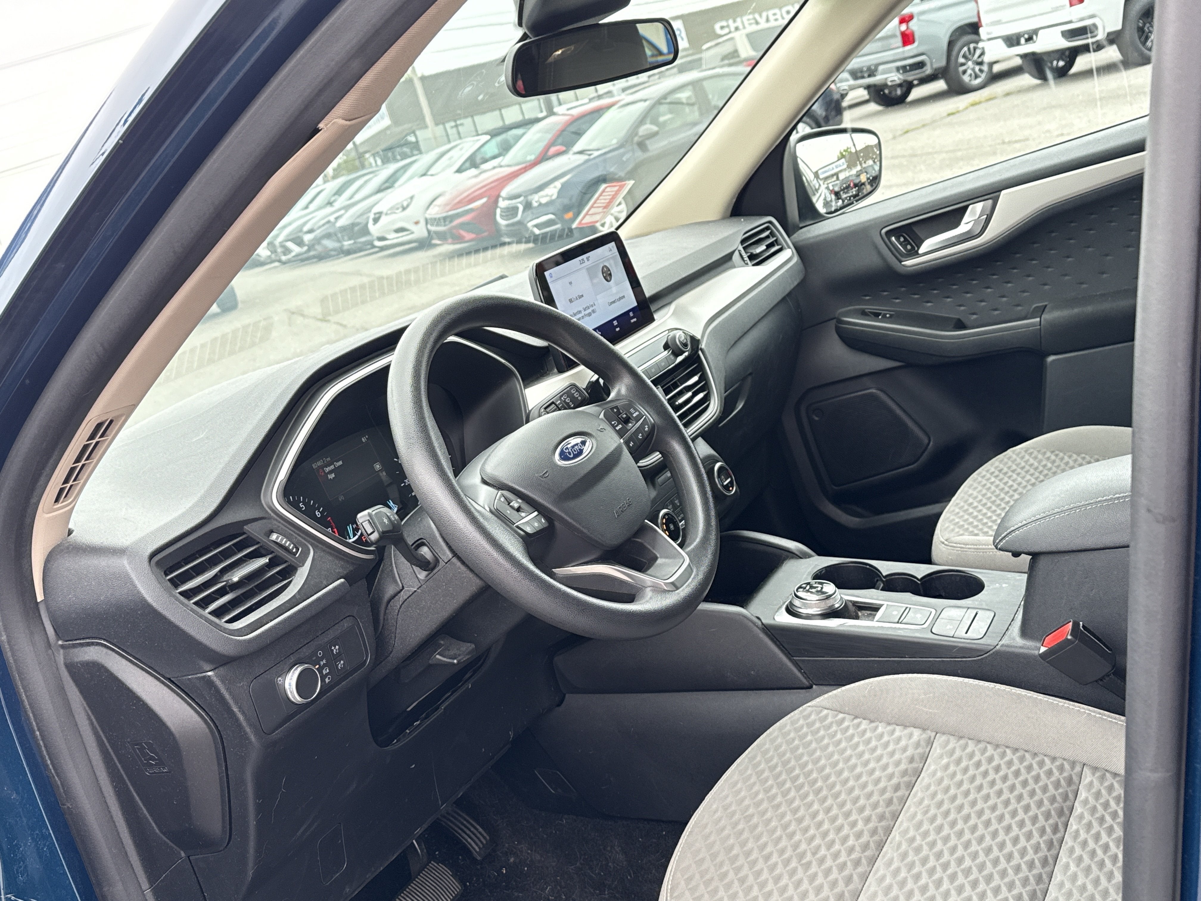2020 Ford Escape SE