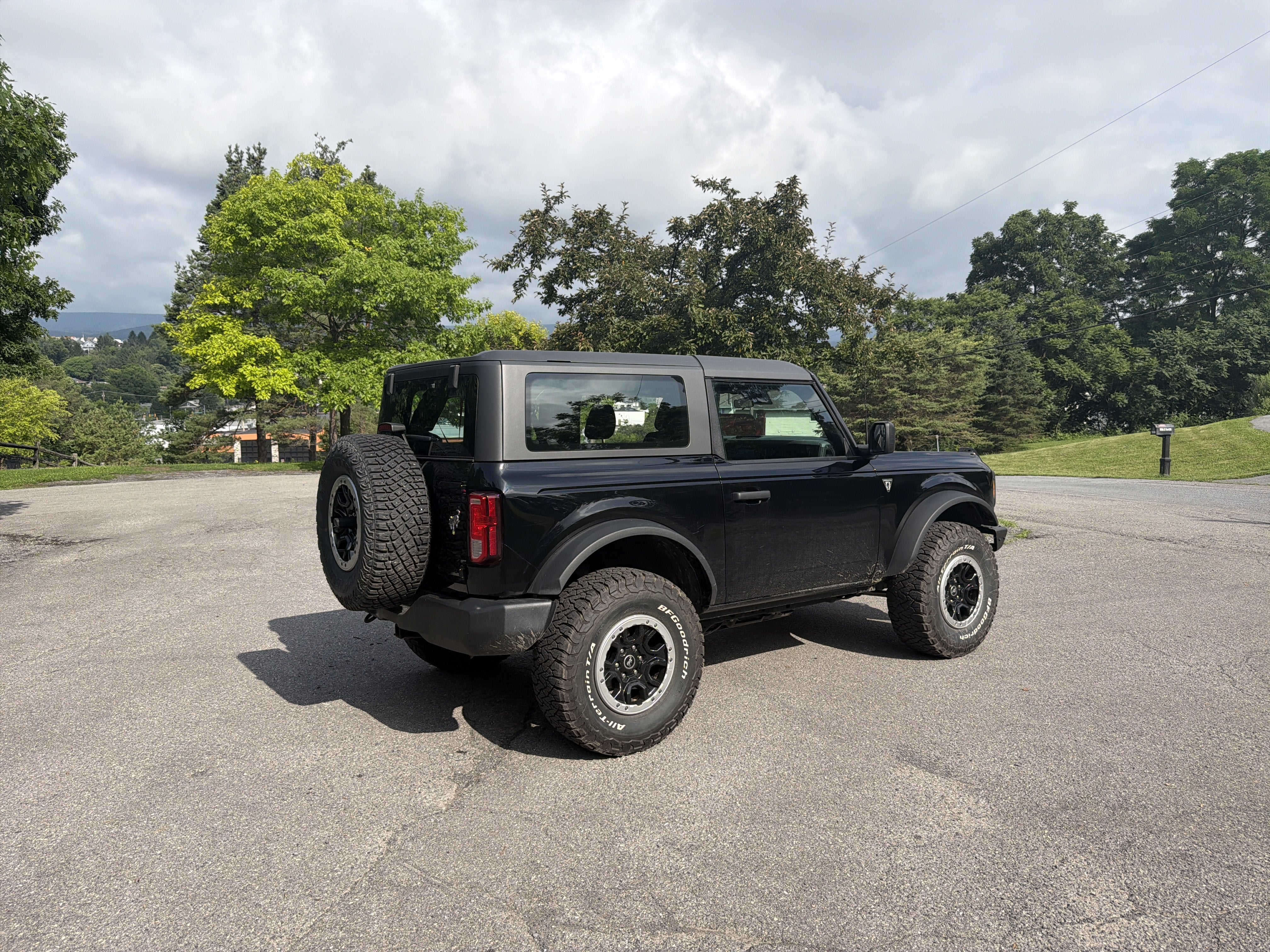 2023 Ford Bronco Base