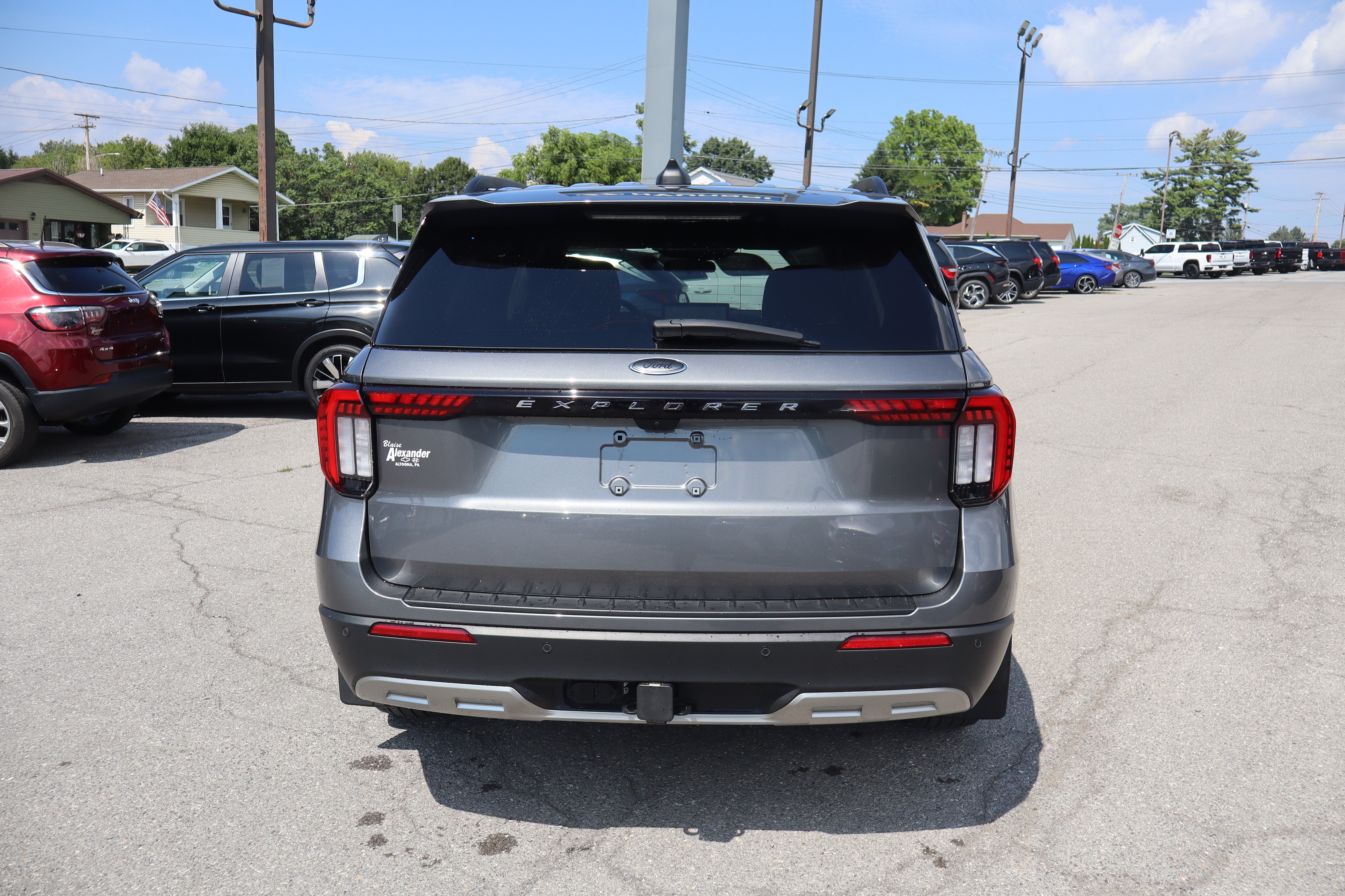2025 Ford Explorer Active