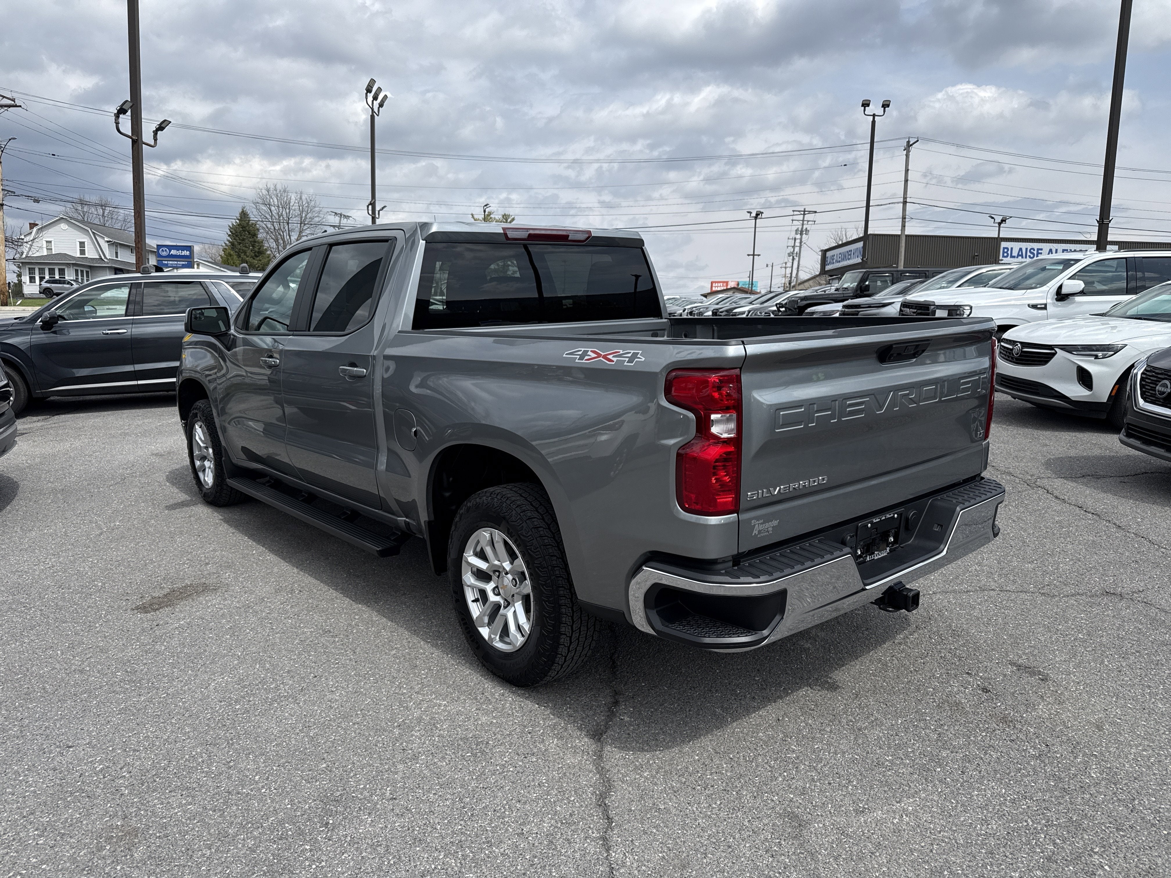 2023 Chevrolet Silverado 1500 LT
