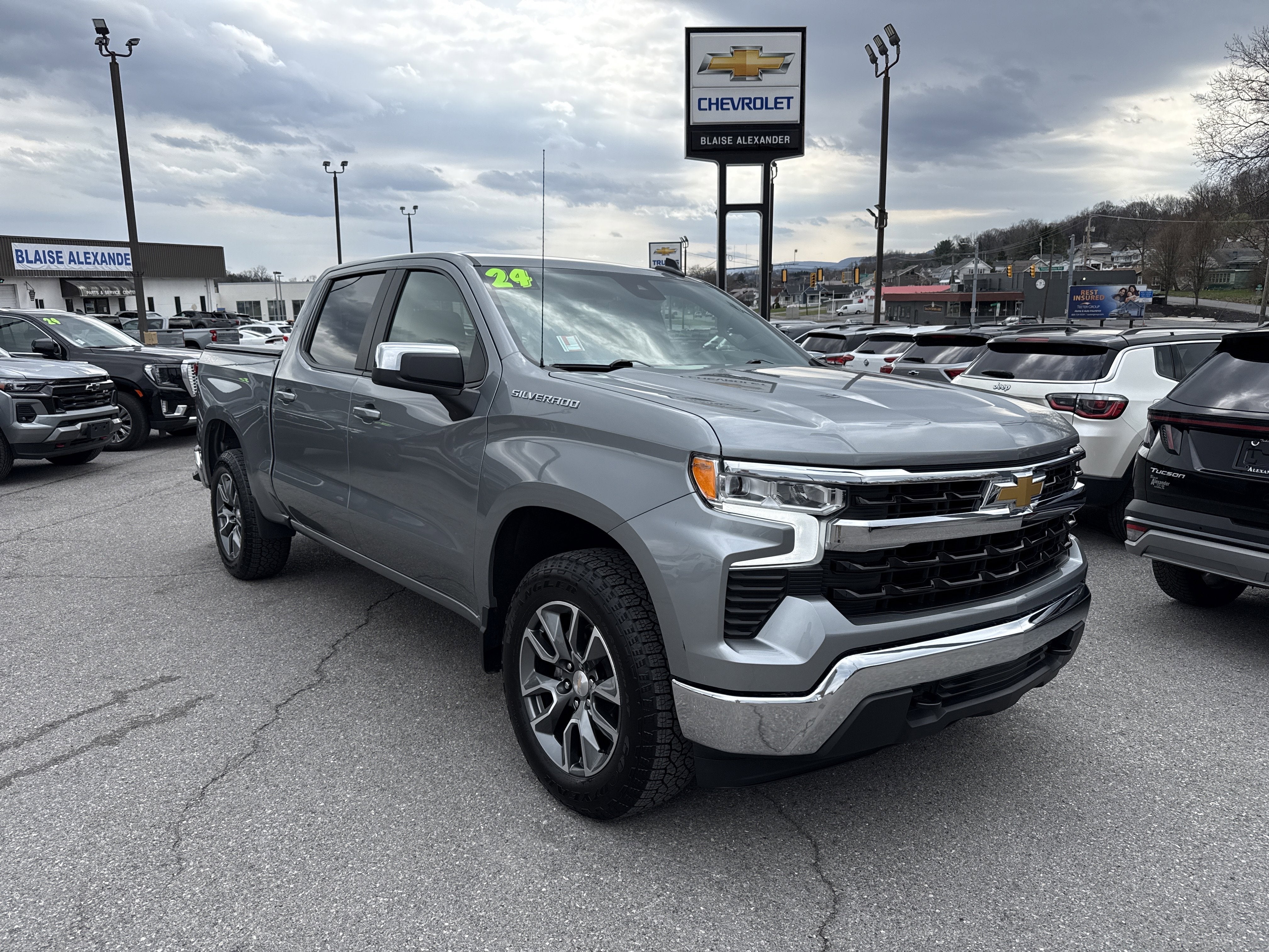 2024 Chevrolet Silverado 1500 LT