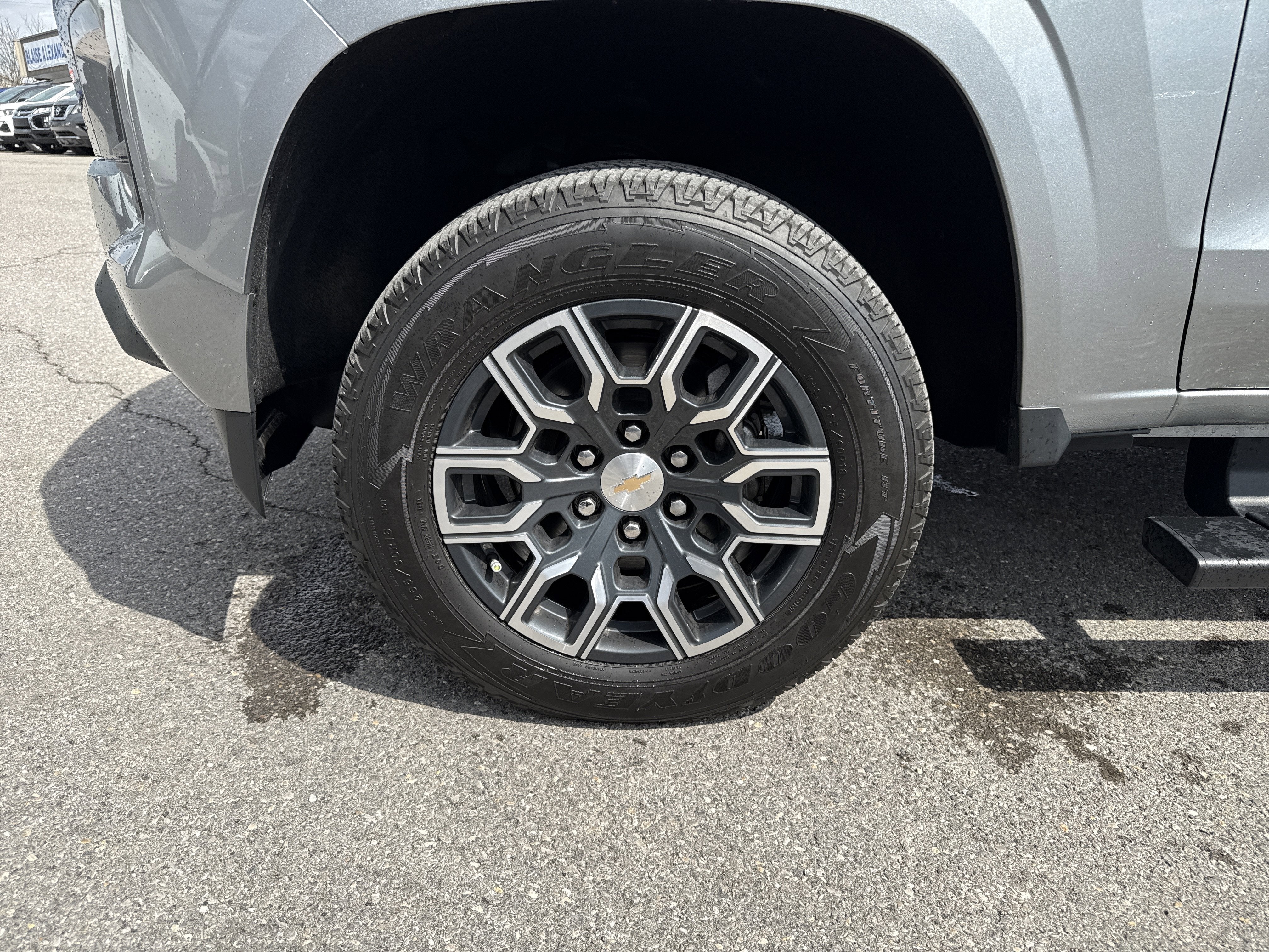 2023 Chevrolet Colorado 4WD LT