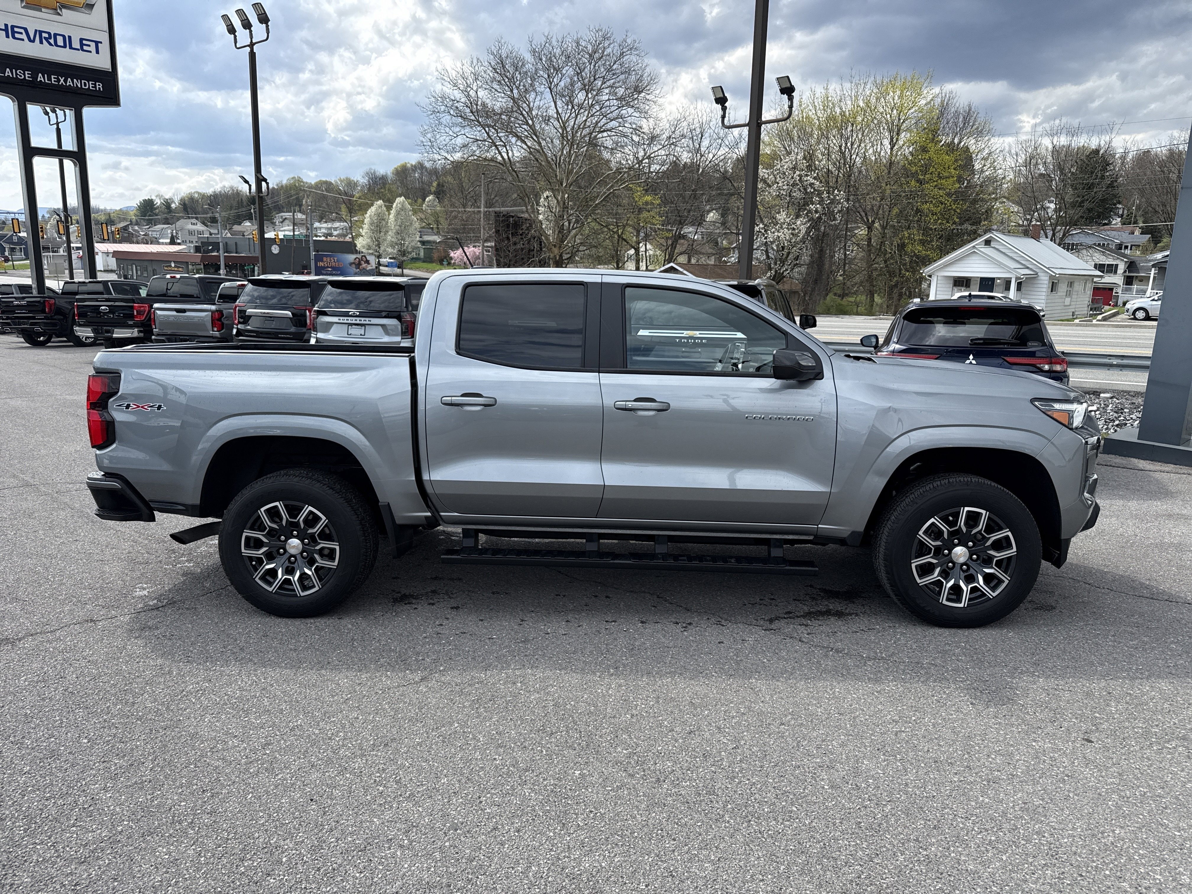 2023 Chevrolet Colorado 4WD LT