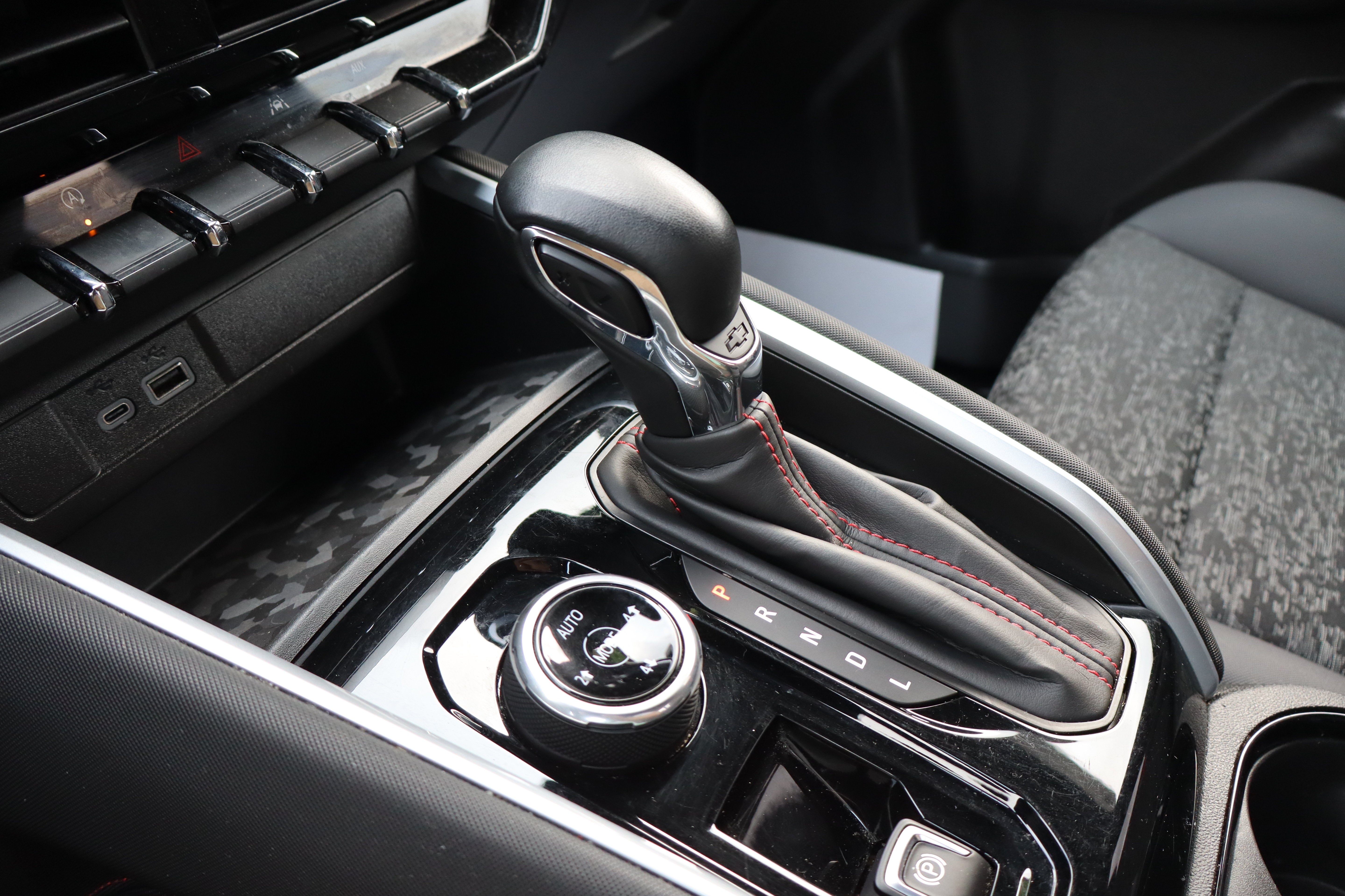 2024 Chevrolet Colorado 4WD Z71