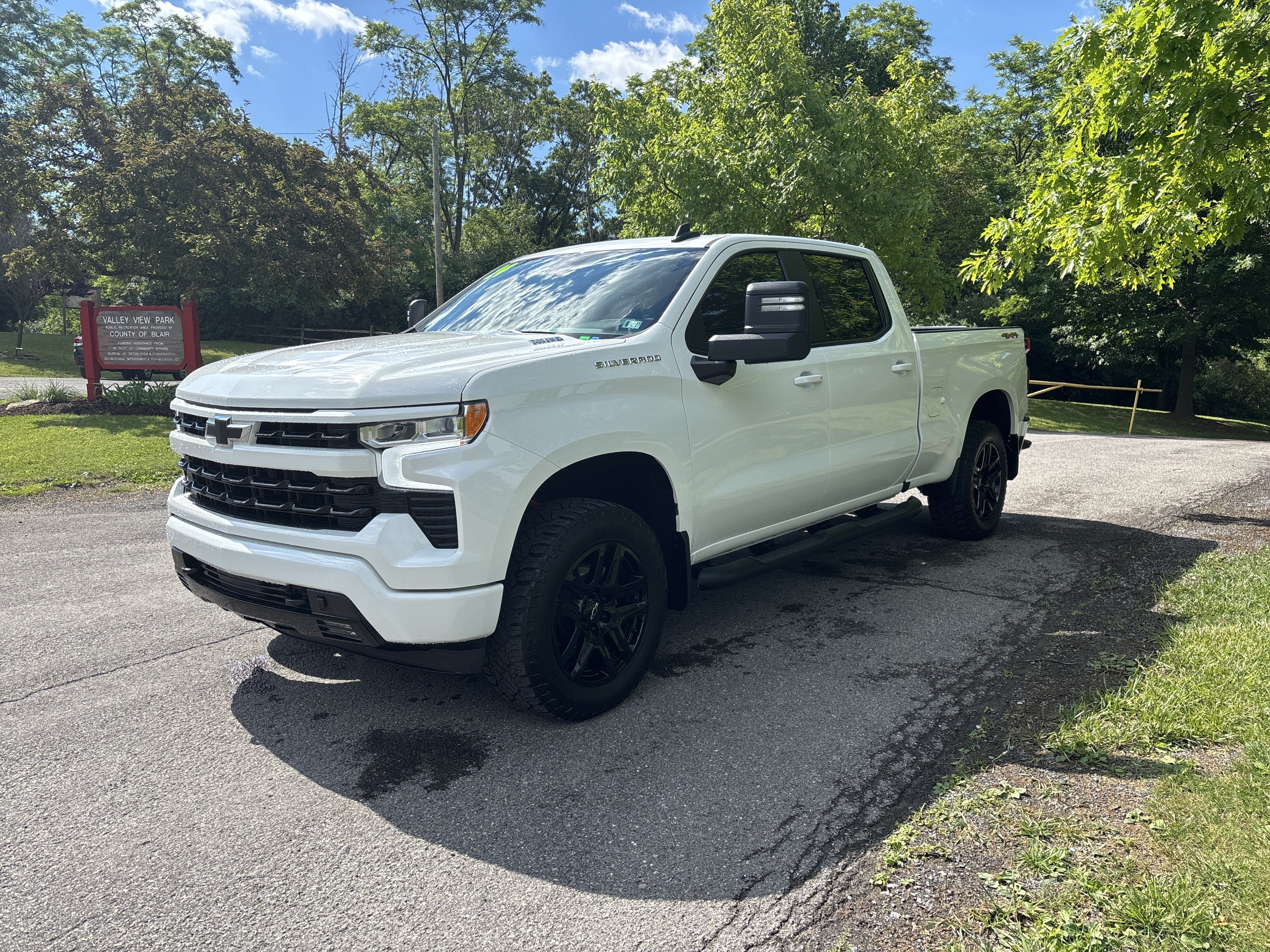 2024 Chevrolet Silverado 1500 RST