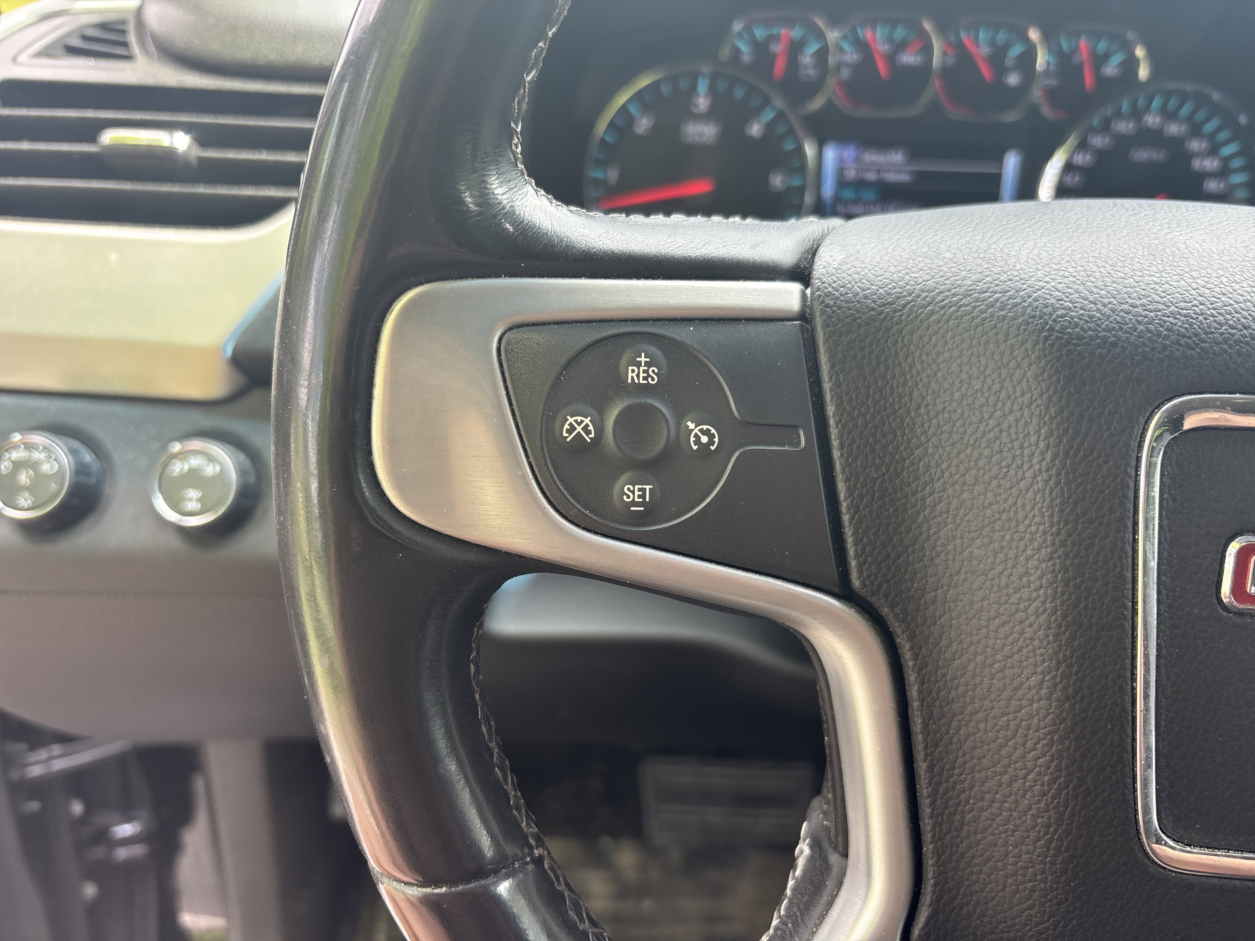 2018 GMC Yukon SLE